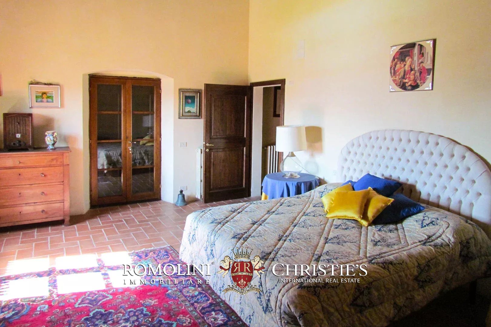6 Bedroom Villa/Townhouse's Image 44