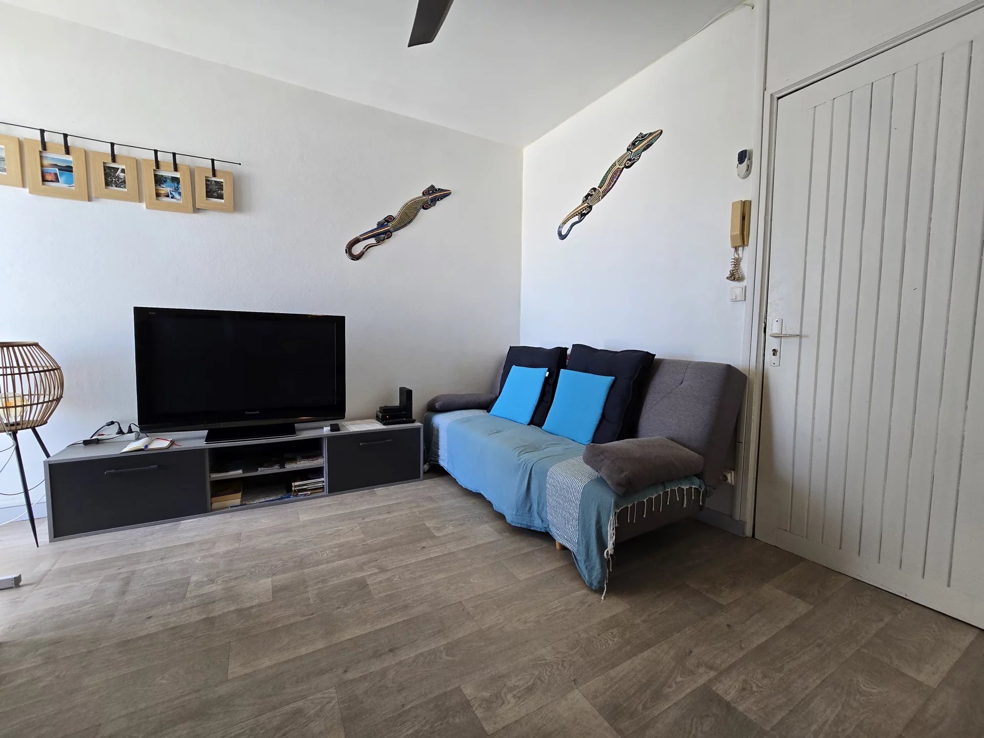 🌴 revenu à la vente – Studio meublé avec vue mer – Saint-Pierre hyper centre