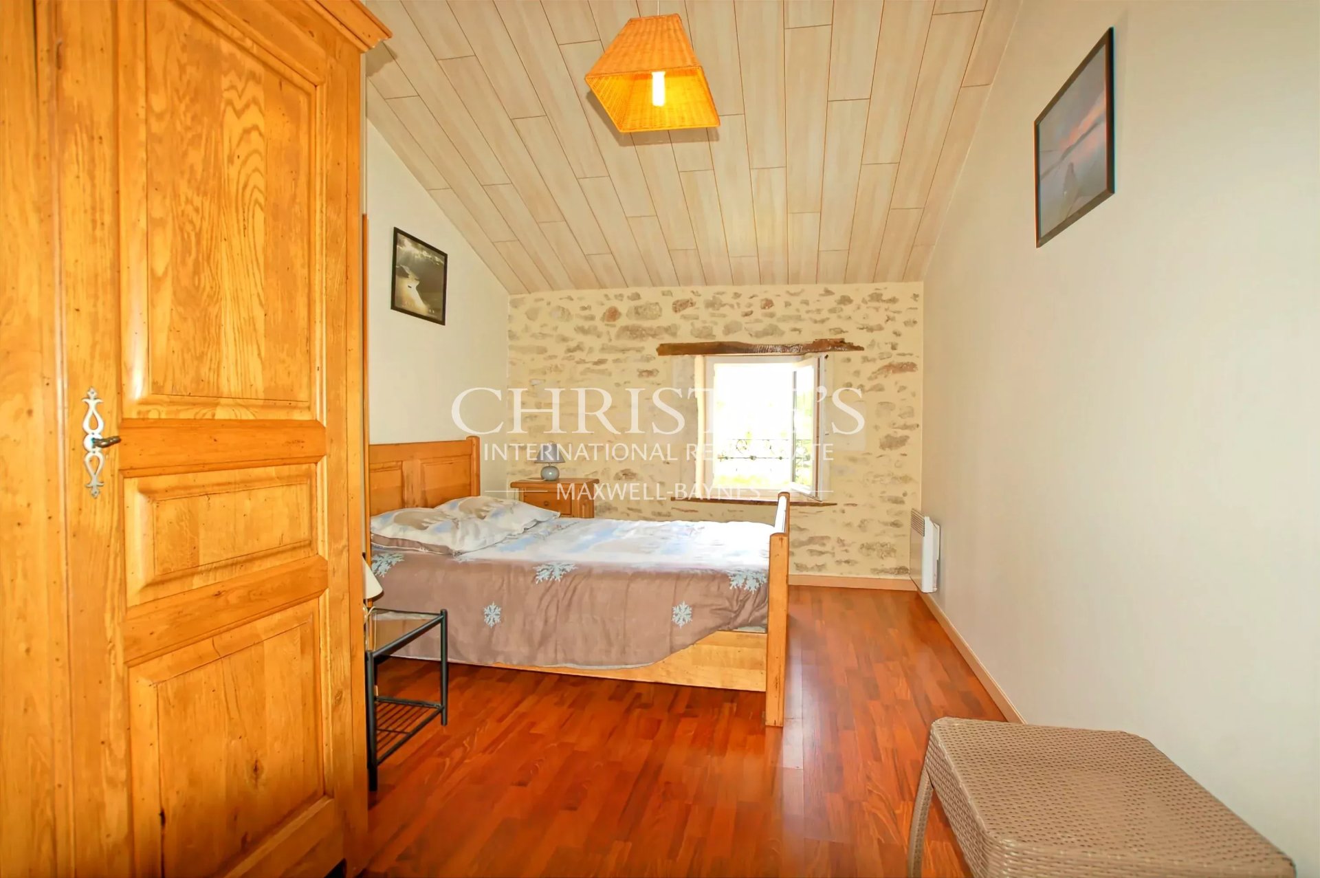 13 Bedroom Villa/Townhouse's Image 10