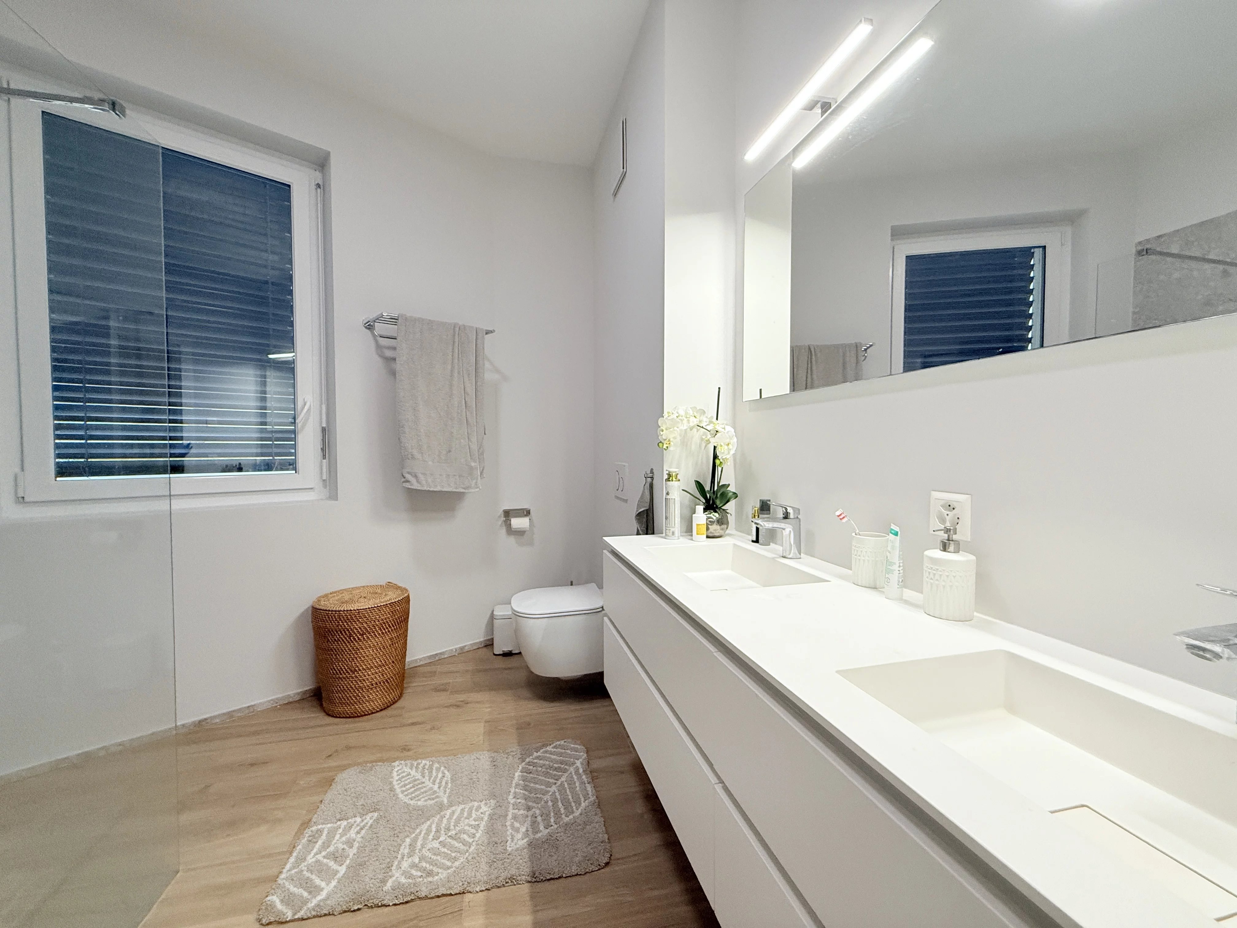 Apparemment moderne avec belle vue – Vente autorisée aux étrangers