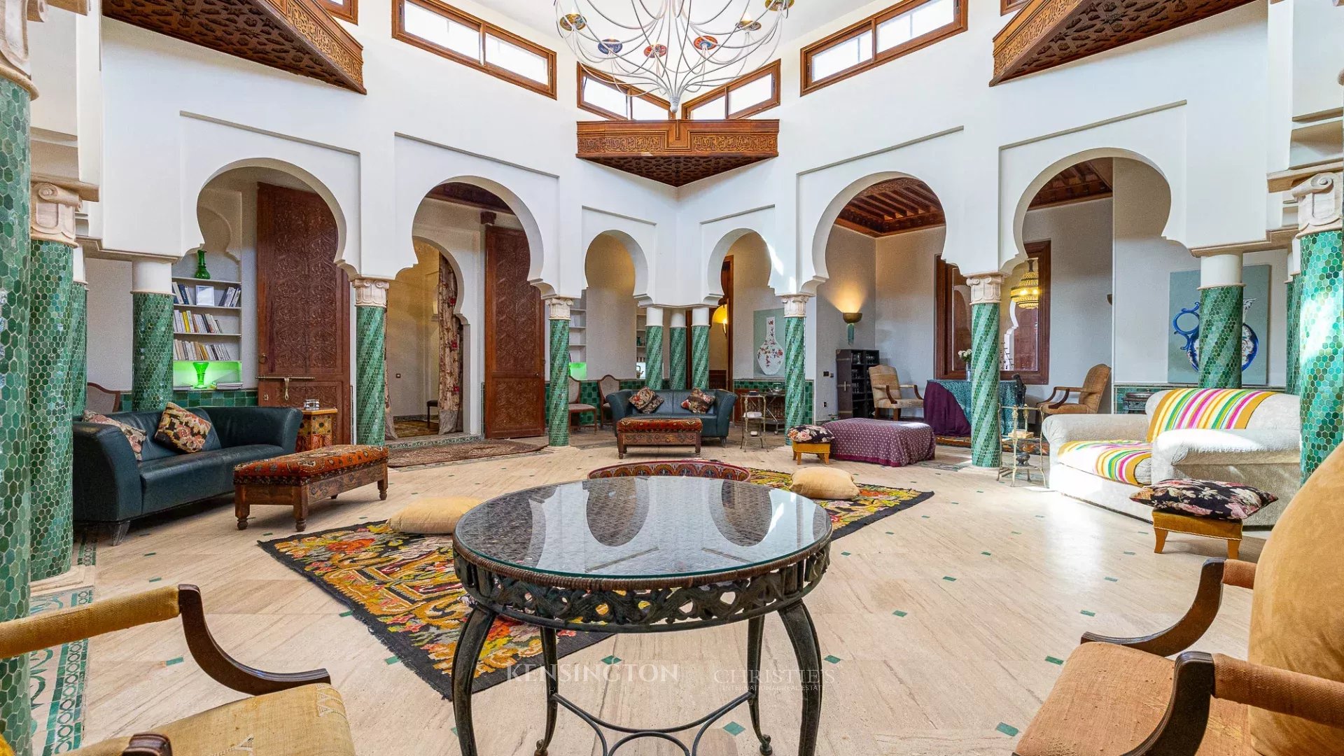 4 Bedroom Villa/Townhouse's Image 4