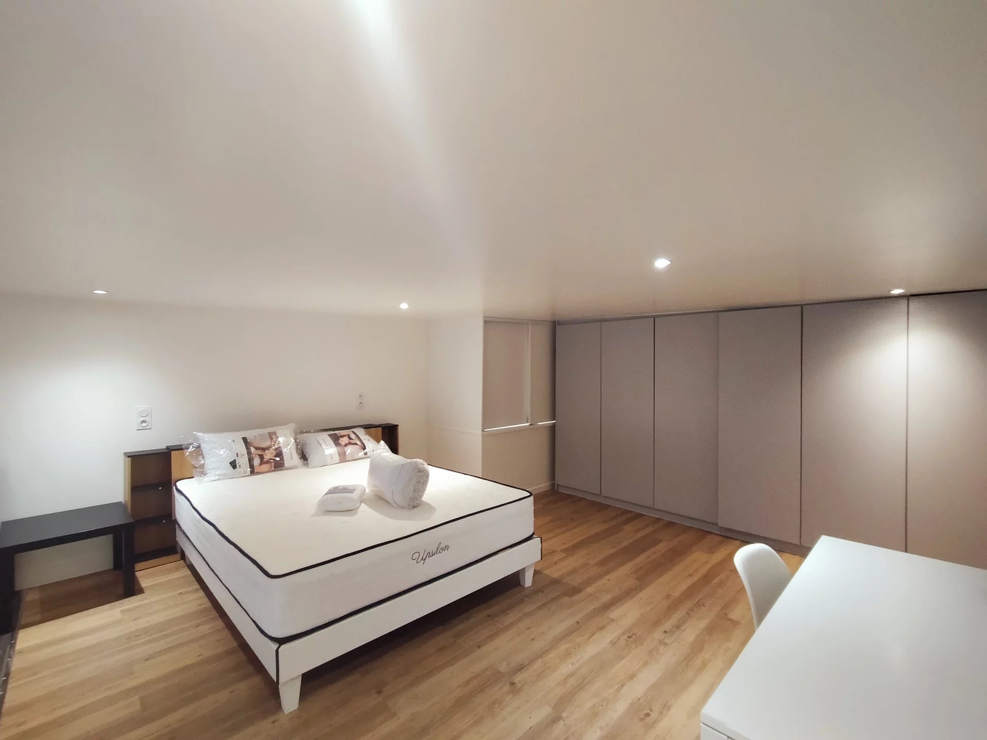 86190932 Location Lyon 6ème