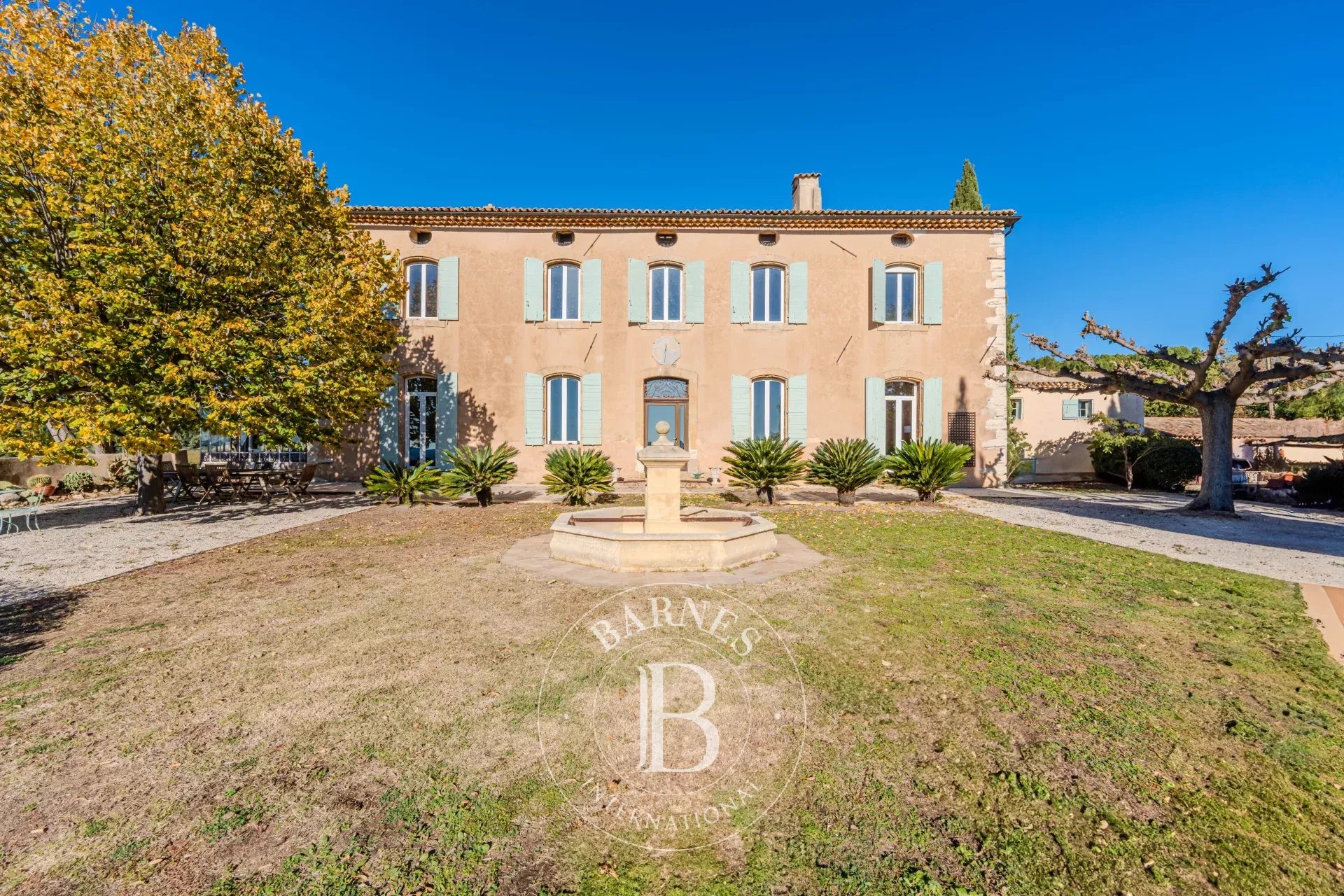 Kirevi Aix-en-Provence - picture 29