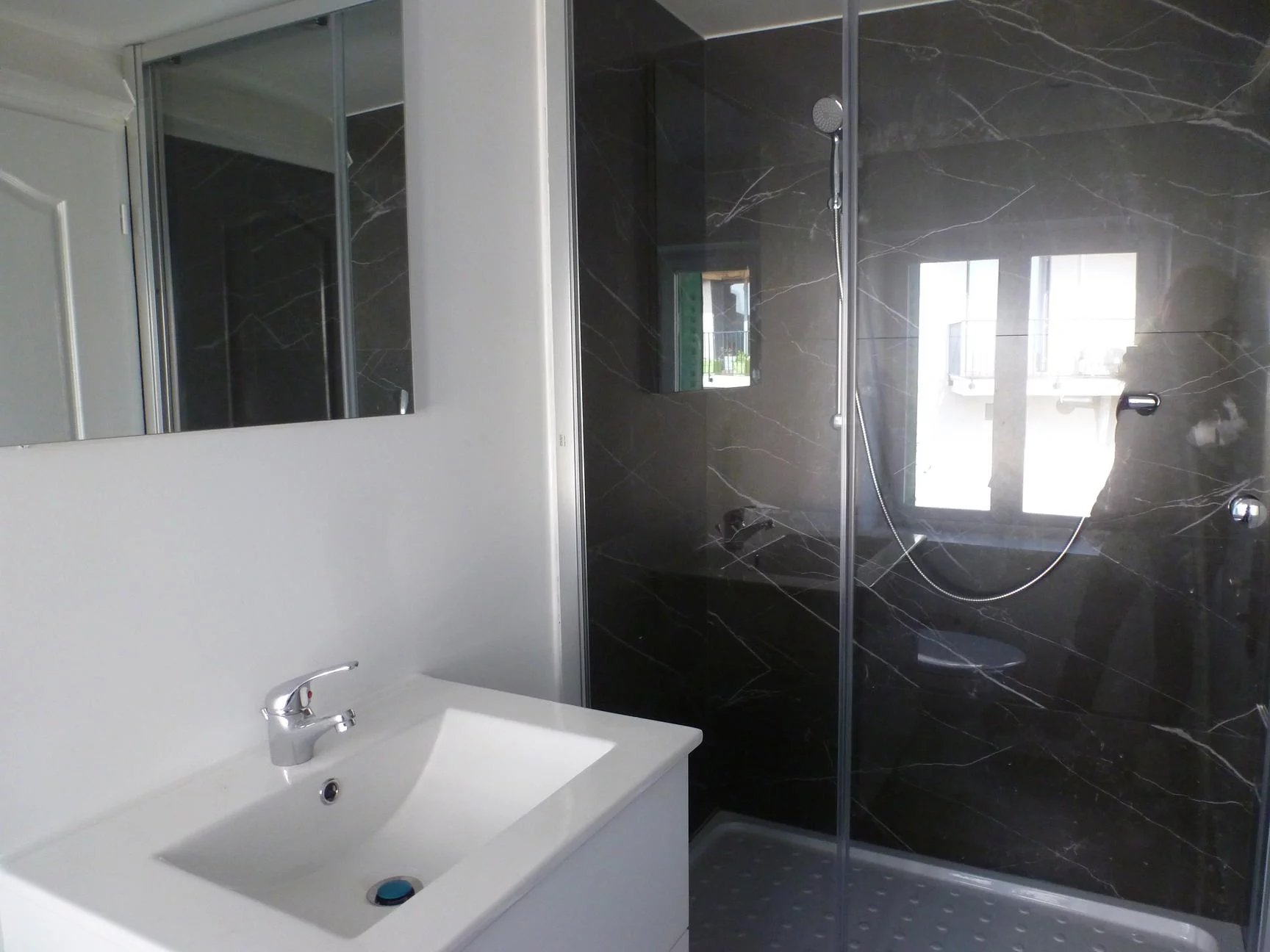 maison de village 80m²  2 chambres avec jardinet