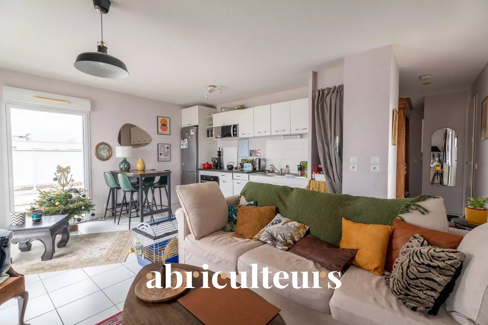 Appartement 3 pièces de 62m2 avec une belle terrasse en vente à Bordeaux - Idéal pour les familles