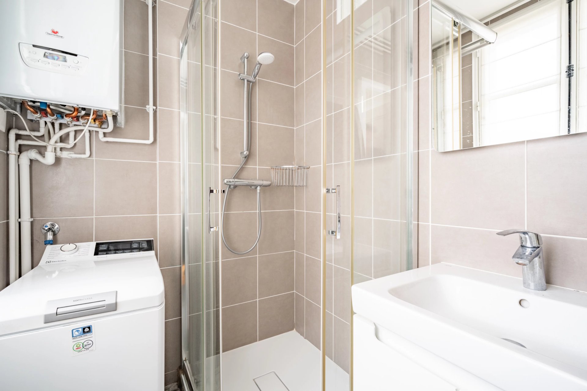 1 Bedroom Apartment/Flat's Image 5