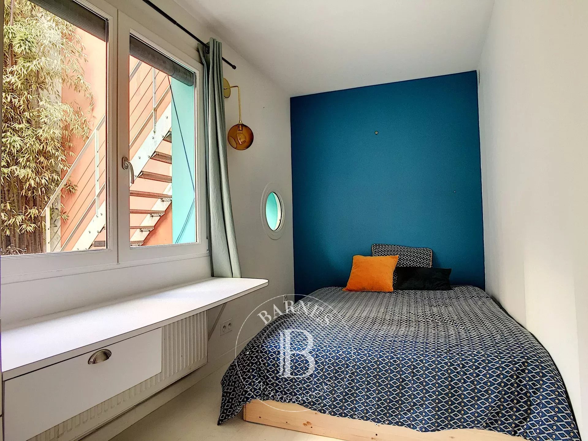 Daire Paris 18ème - picture 11