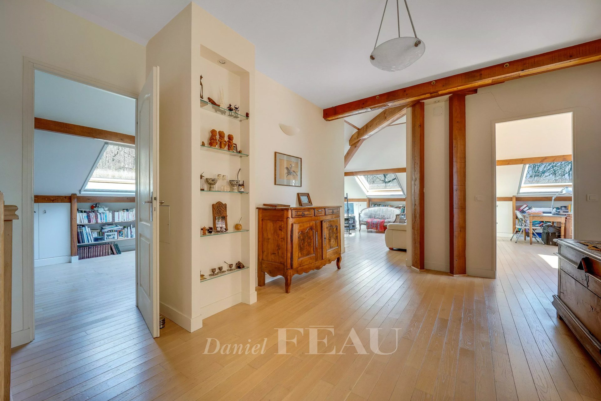 6 Bedroom Apartment/Flat's Image 9