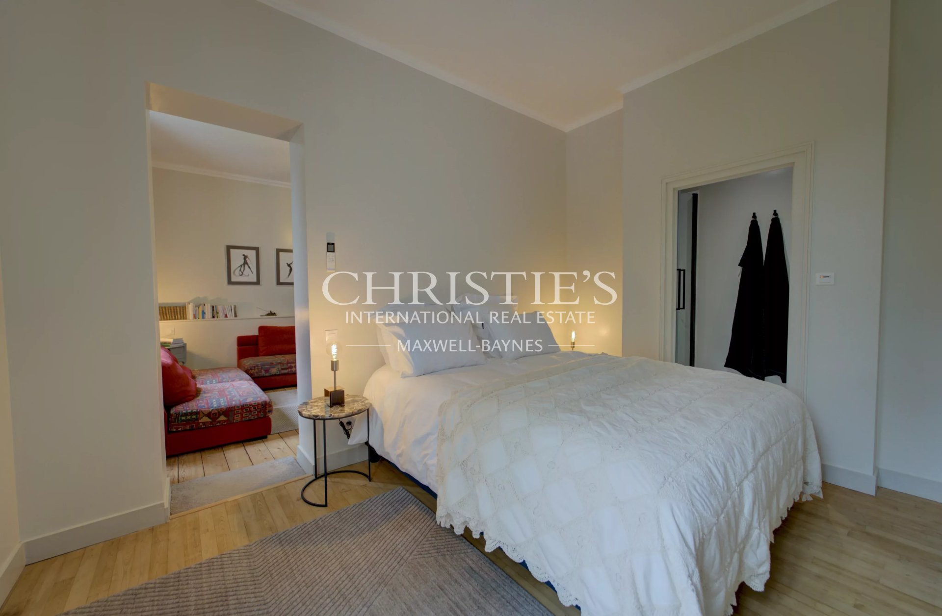 9 Bedroom Chateau's Image 22