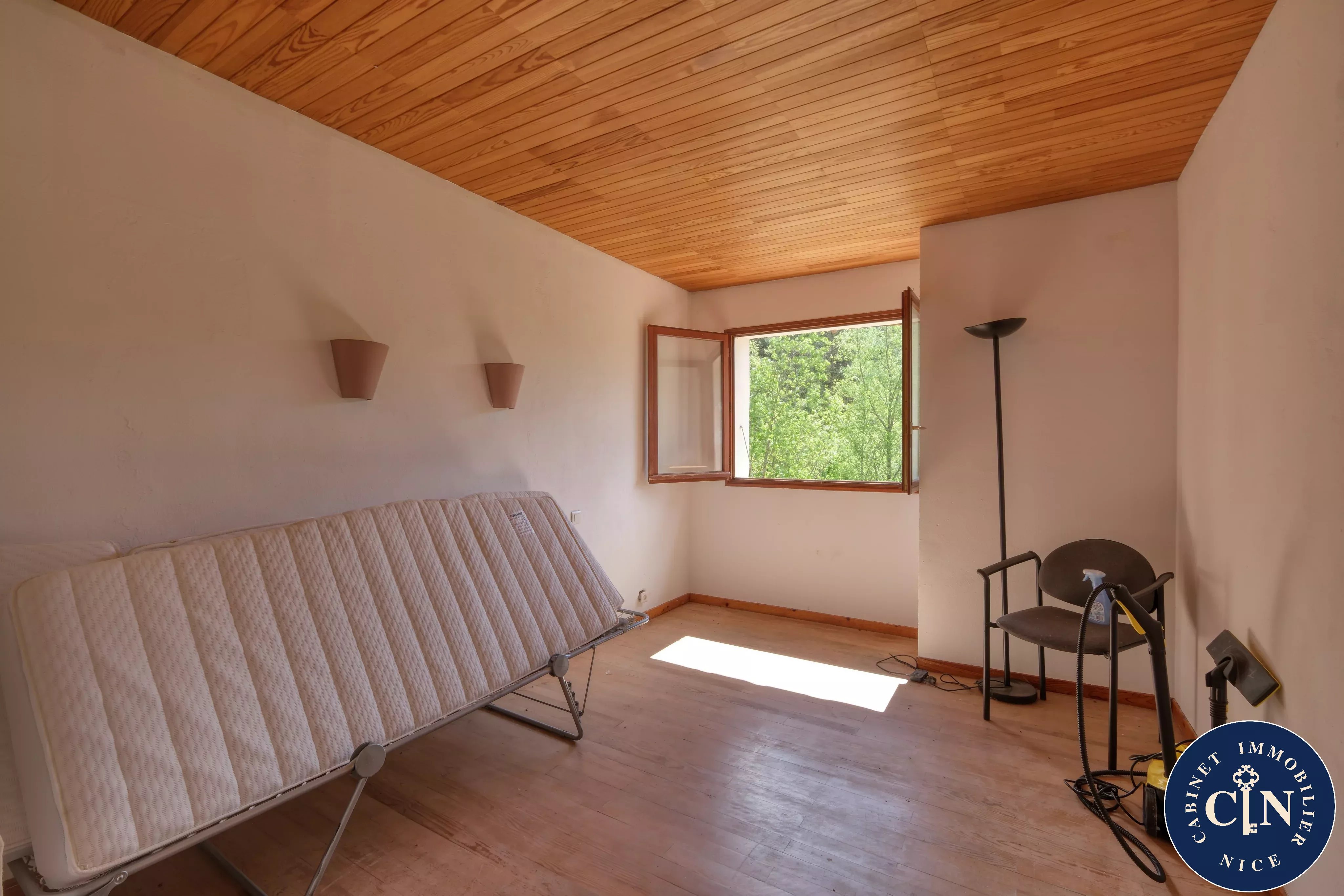 Maison individuelle avec terrain à 1H15 de Nice — photo 8