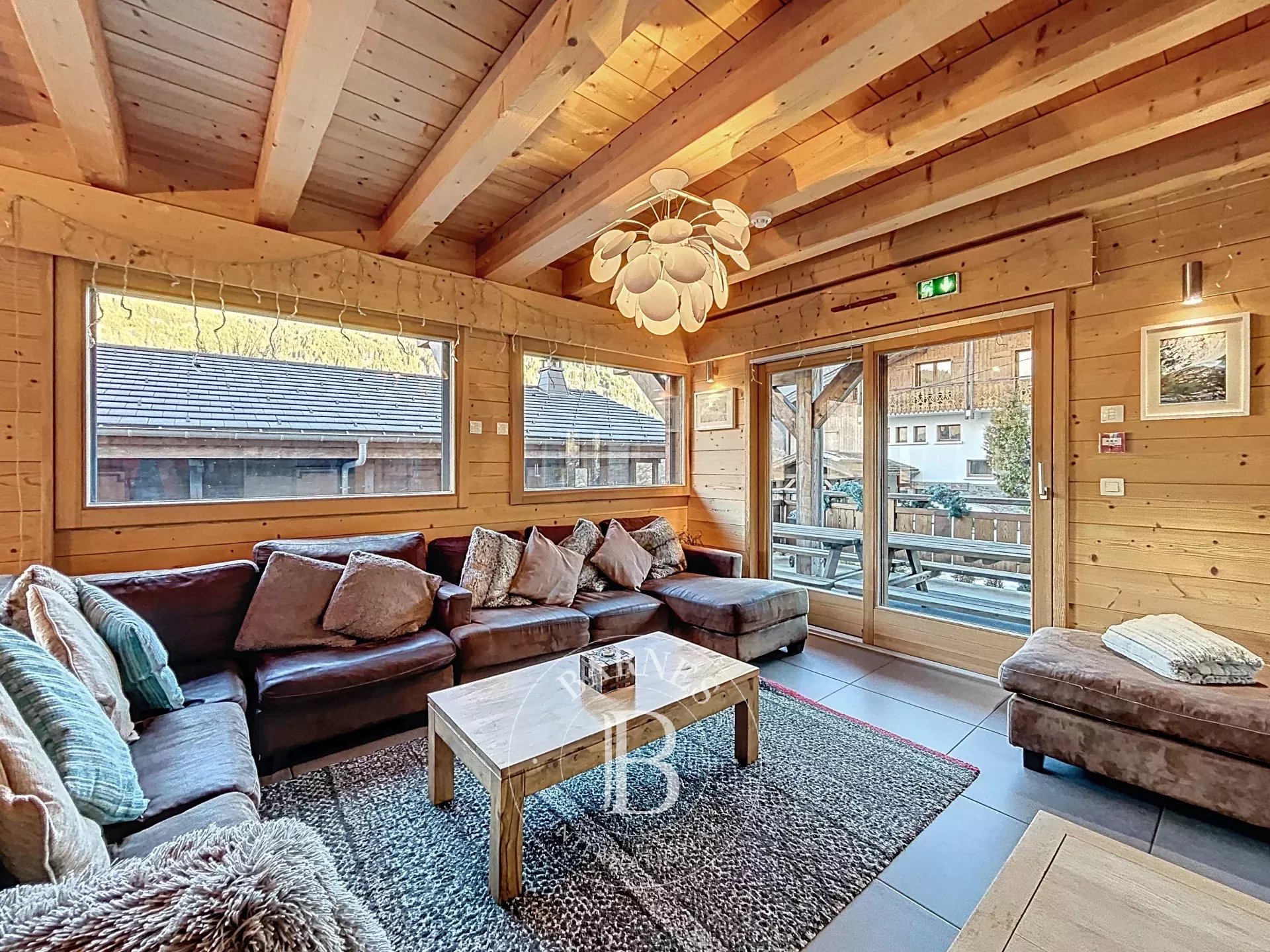 Photo of Morzine – Contemporary Chalet – 230 sqm – 7 Bedrooms – Mountain Views