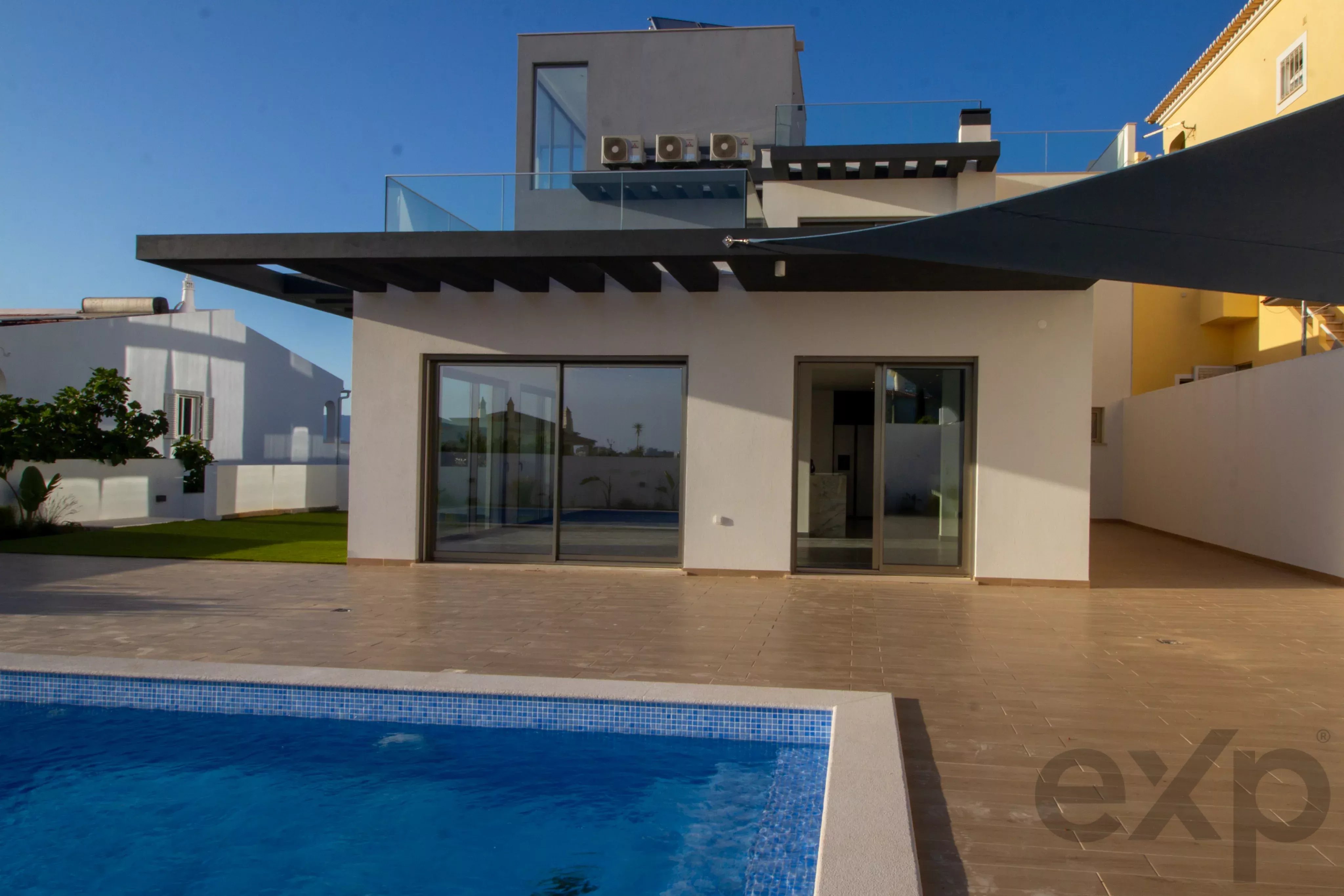 Luxury Contemporary Home with Sea View in Ferragudo 87049638 image 80
