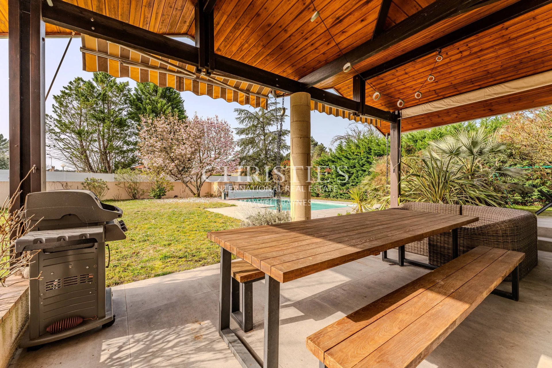 5 Bedroom Villa/Townhouse's Image 9