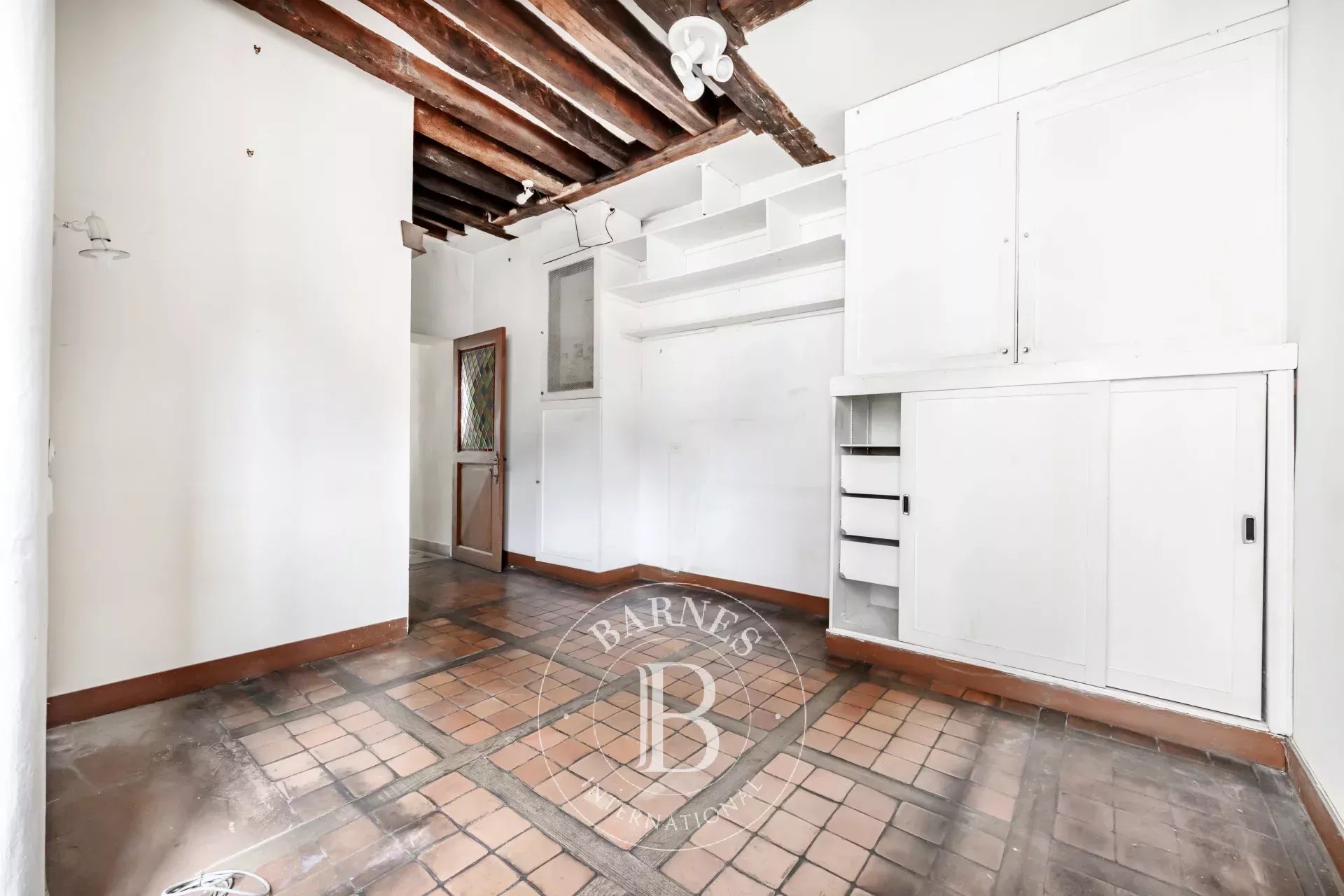 Daire Paris 3ème - picture 7