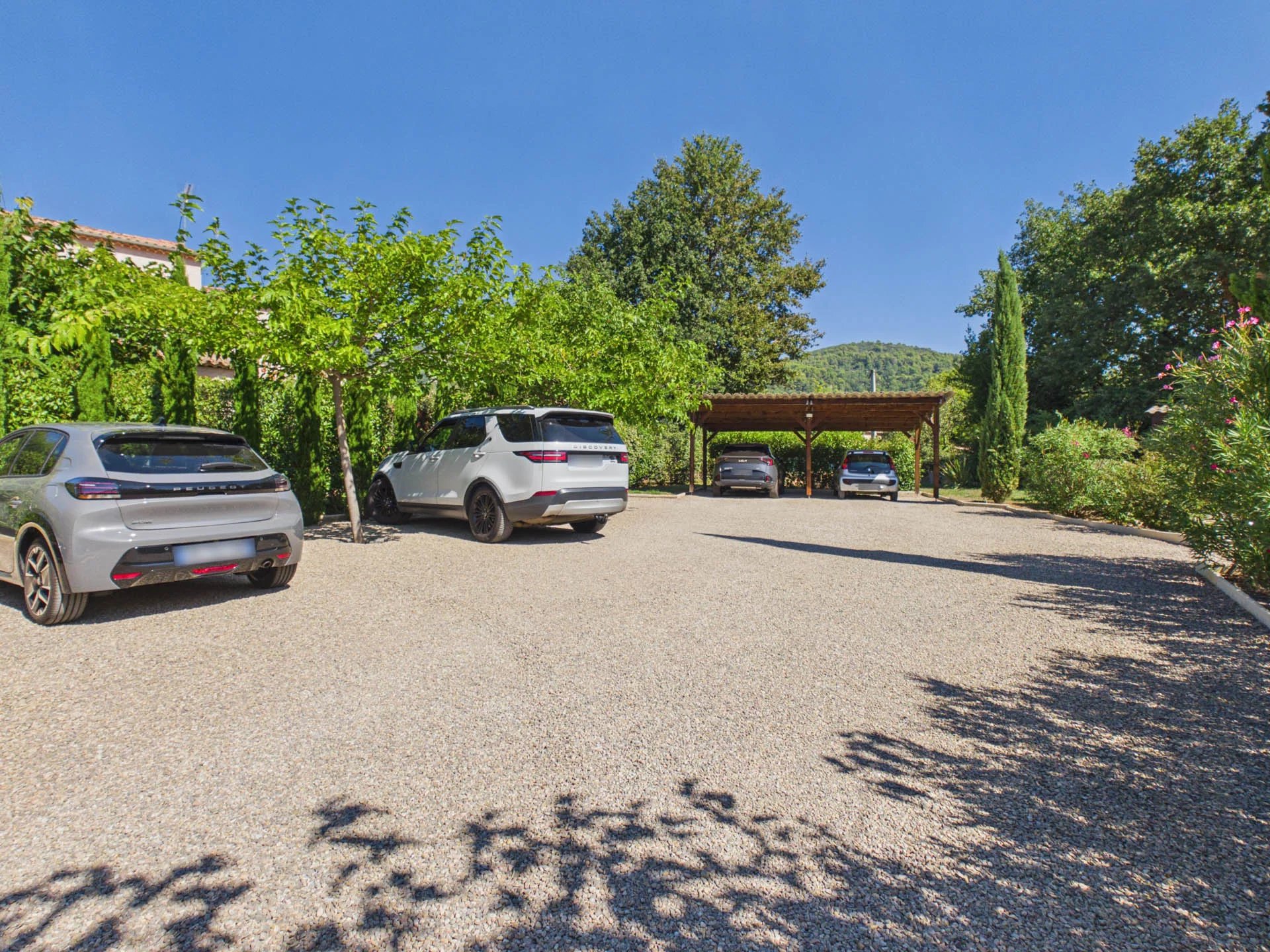 Modern high-quality villa with 4 bedrooms - Seillans