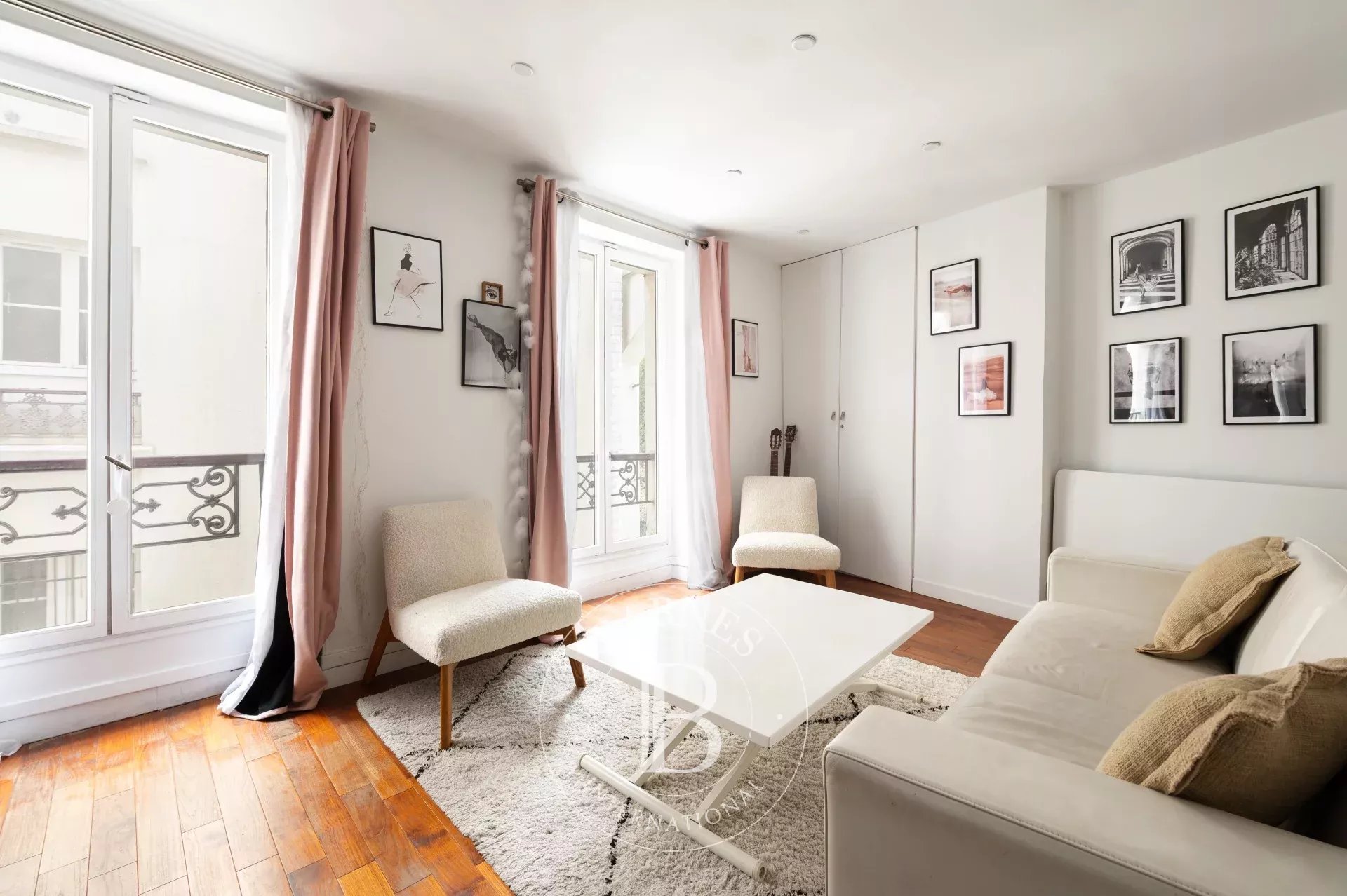 Daire Paris 18ème - picture 4