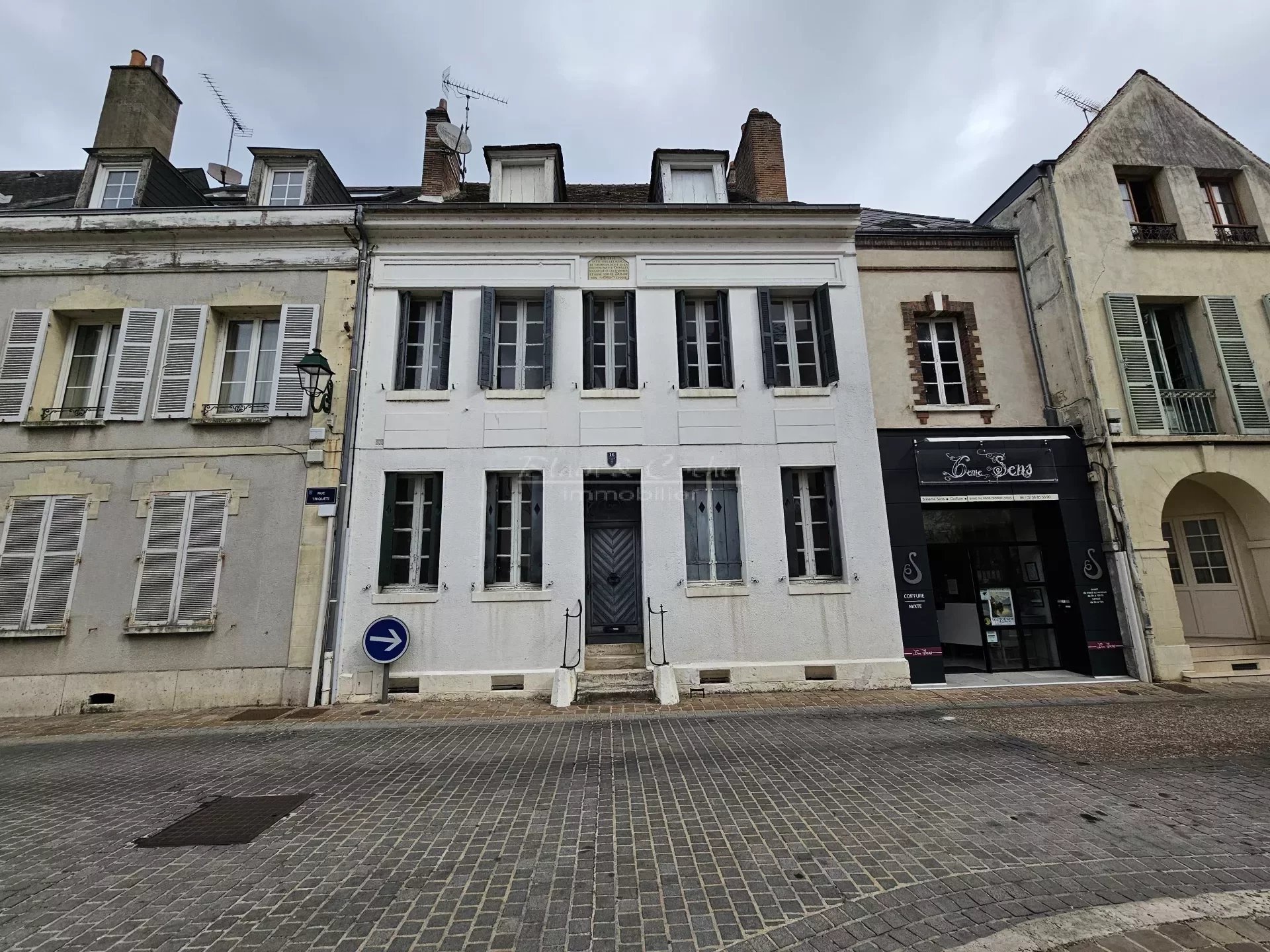 Maison Historique de 1806 au Cœur de Montargis