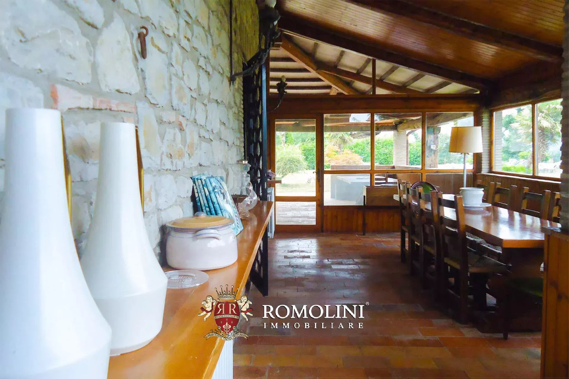 6 Bedroom Villa/Townhouse's Image 33