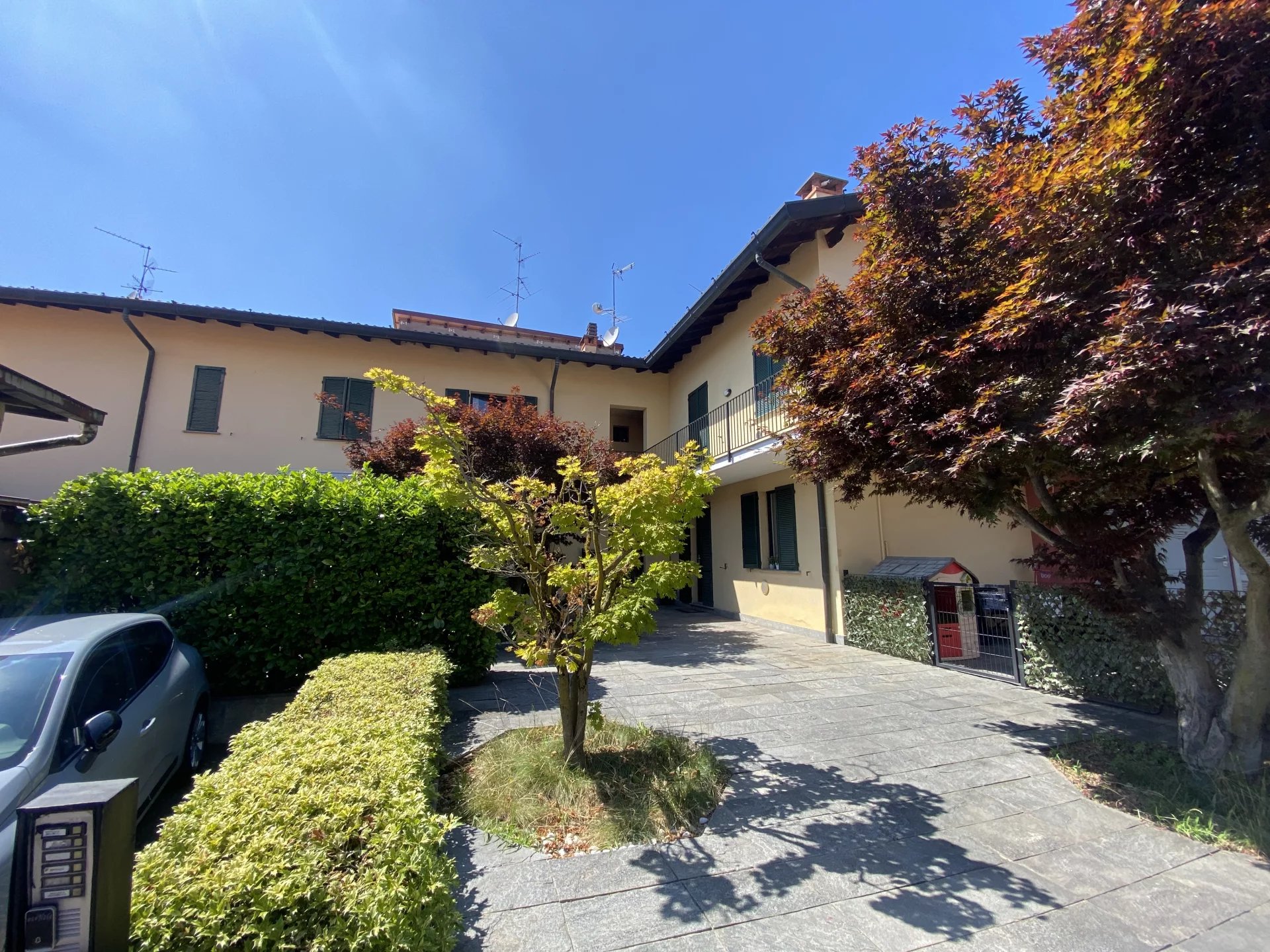 Sale Apartment - Cantù - Italy