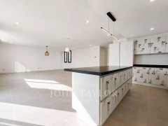 Exclusive New-Build Villa with Sea Views in the Heart of Santa Eulalia, Ibiza — photo 3 of 7