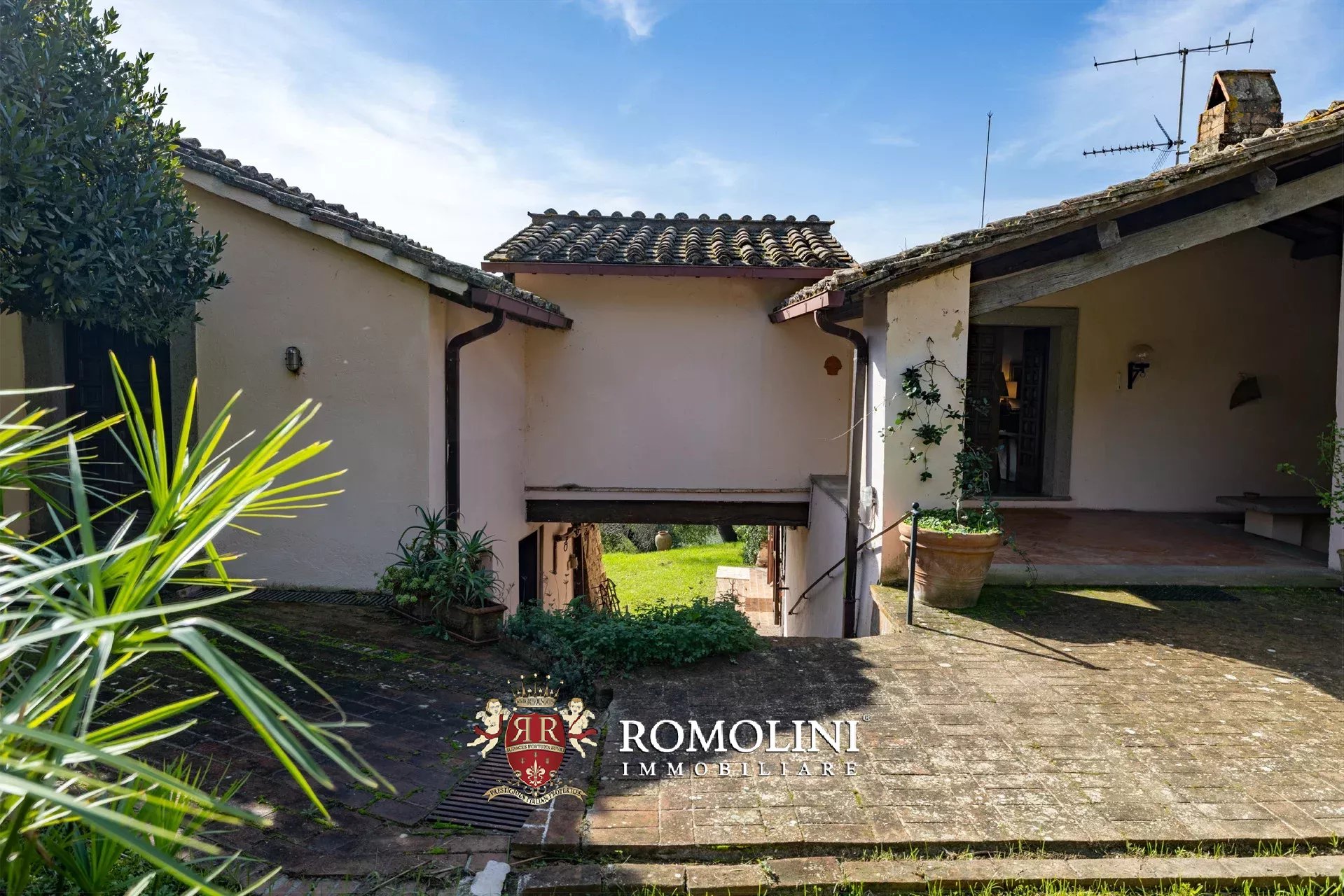 4 Bedroom Villa/Townhouse's Image 46