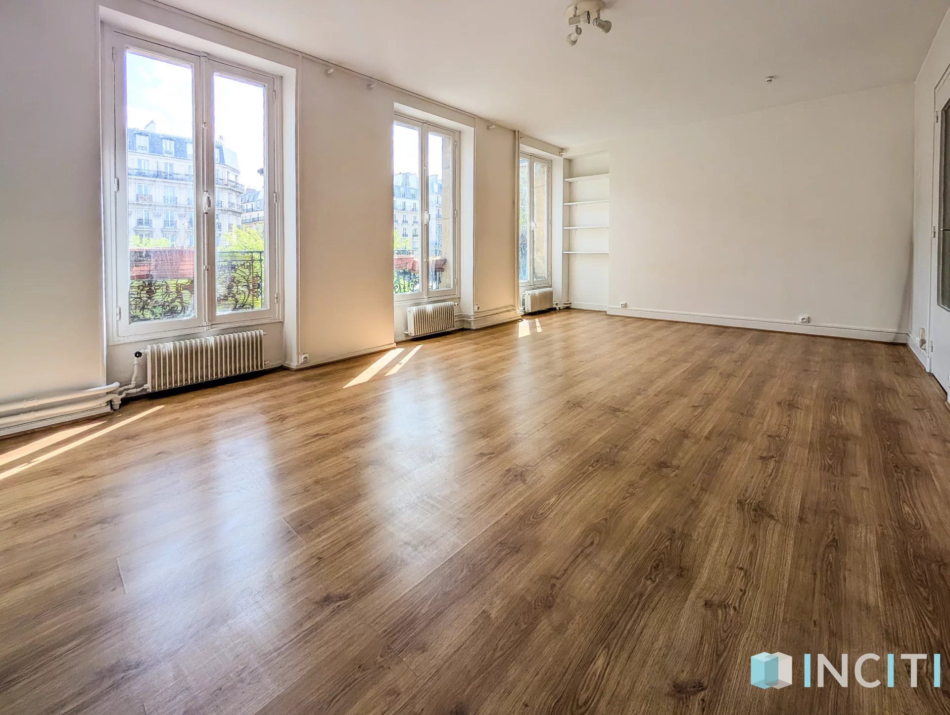 Location Appartement Paris 18ème Clignancourt