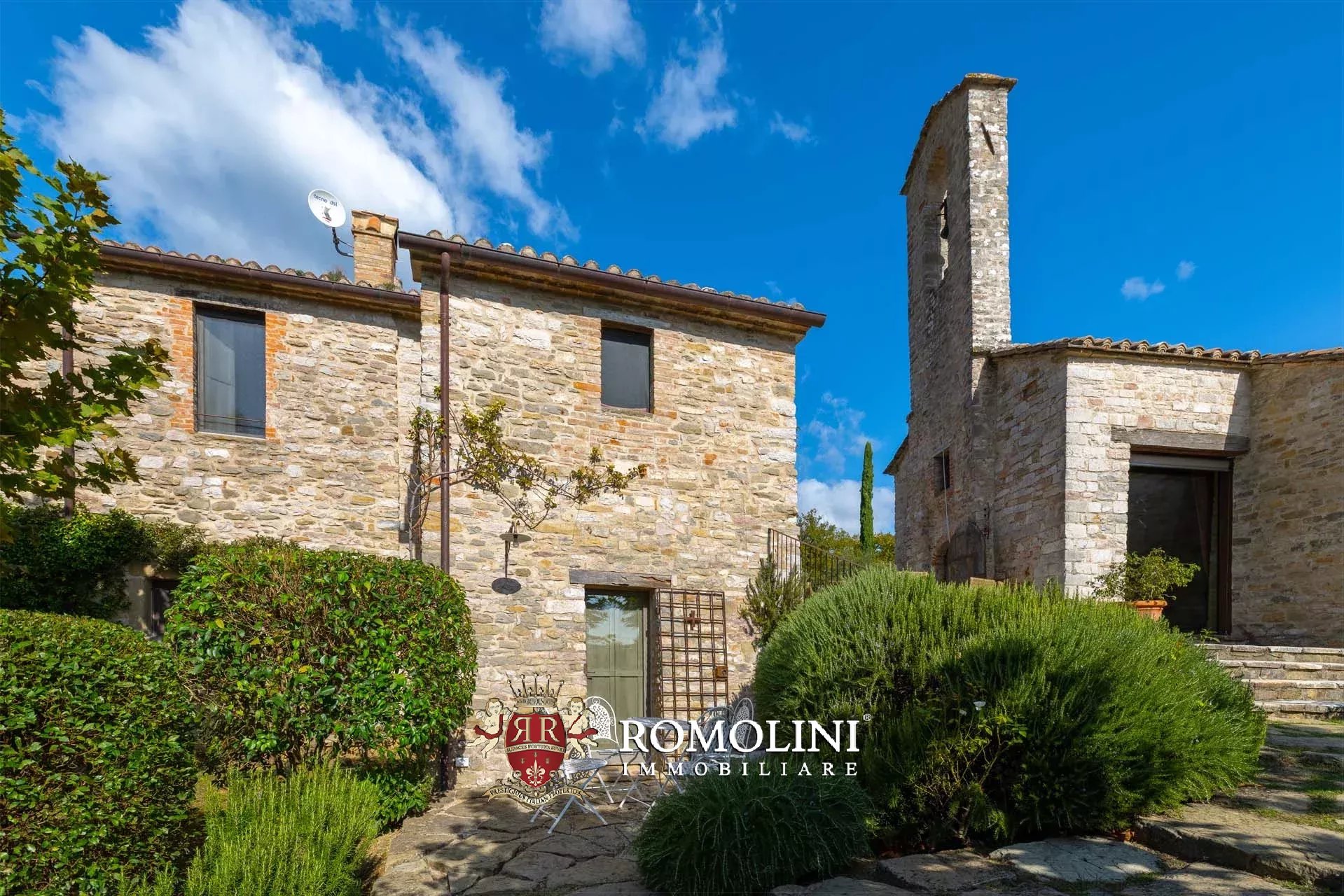 8 Bedroom Villa/Townhouse's Image 29