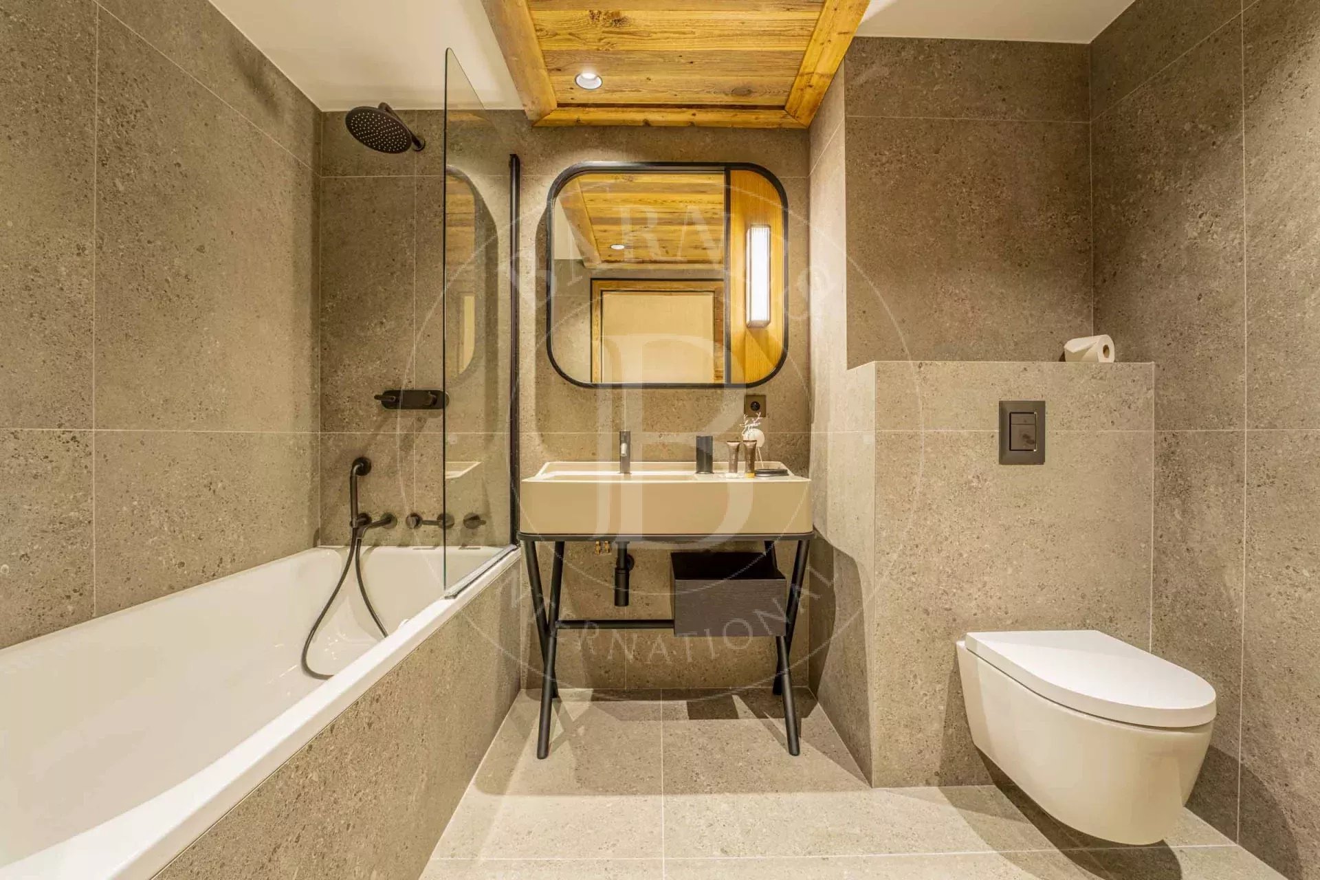 Méribel Superb 5-bedroom duplex apartment at Rond Point des Pistes