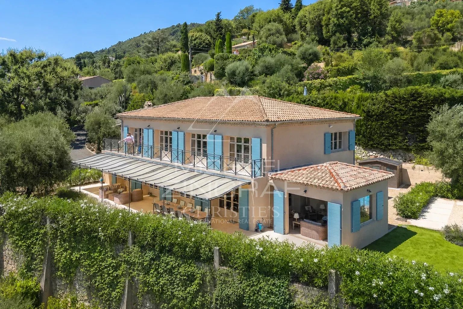 5 Bedroom Villa/Townhouse's Image 8