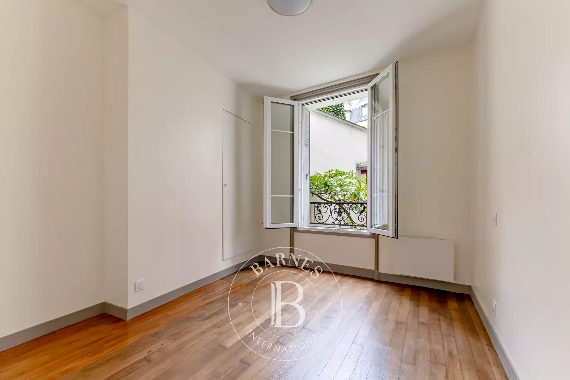 Daire Paris 16ème - picture 5