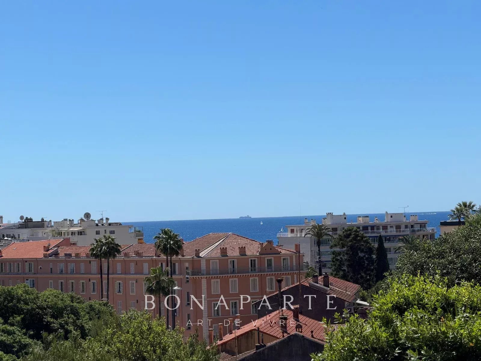 CANNES - 2 pièces