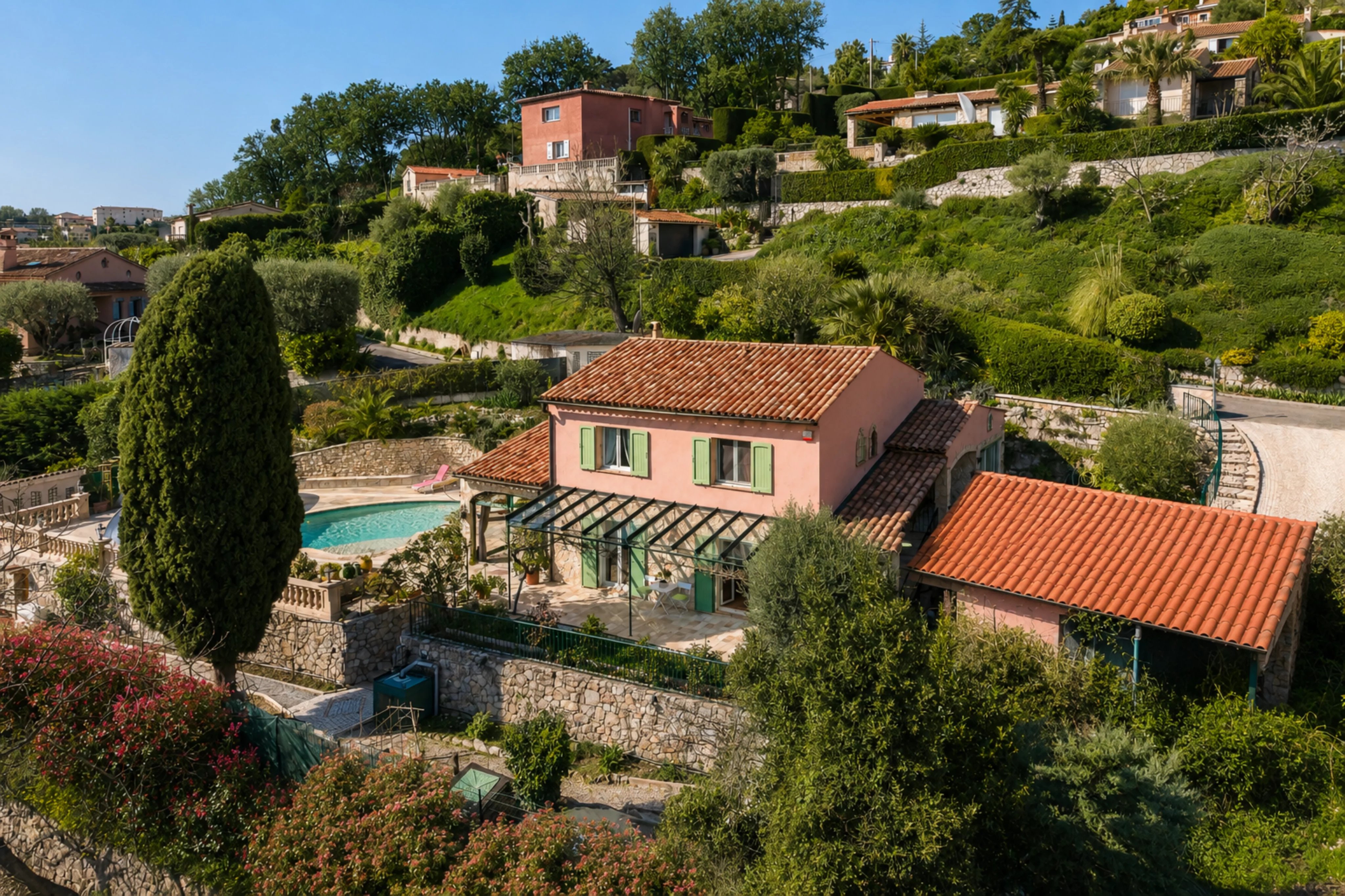 Provencal charming villa with pool and unobstructed view