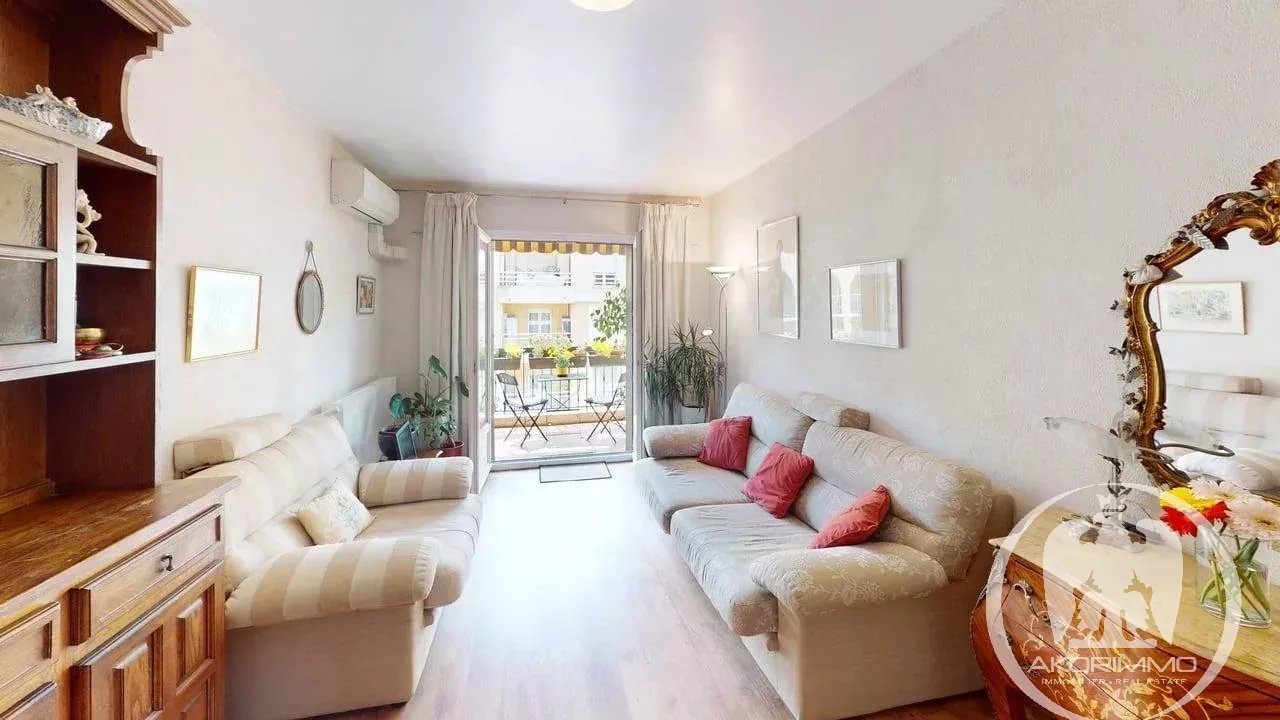 Spacieux 2 pièces avec balcons et garage en option – St Roch, Ni