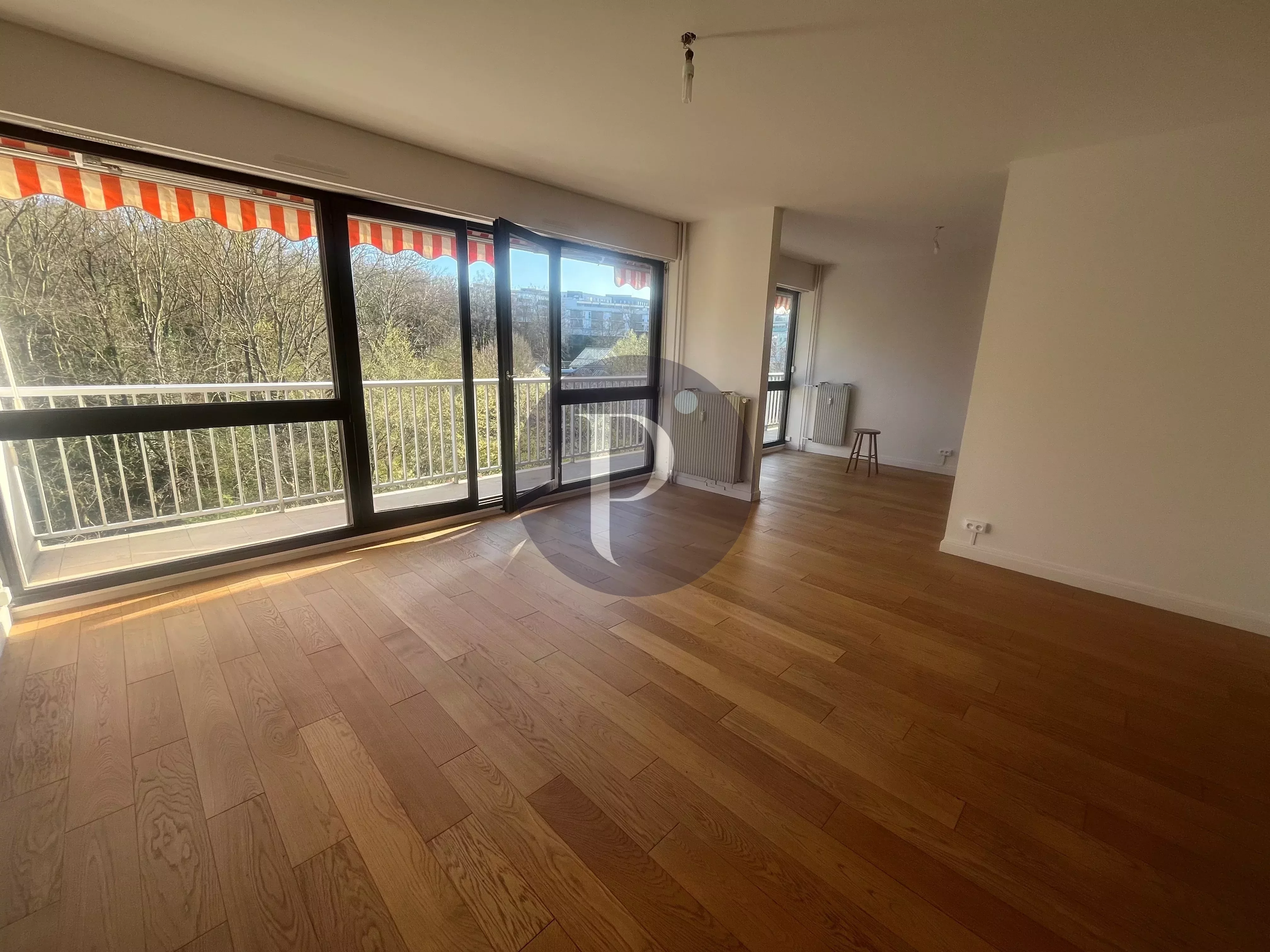location-appartement-5-pieces-chatenay-malabry-85780659