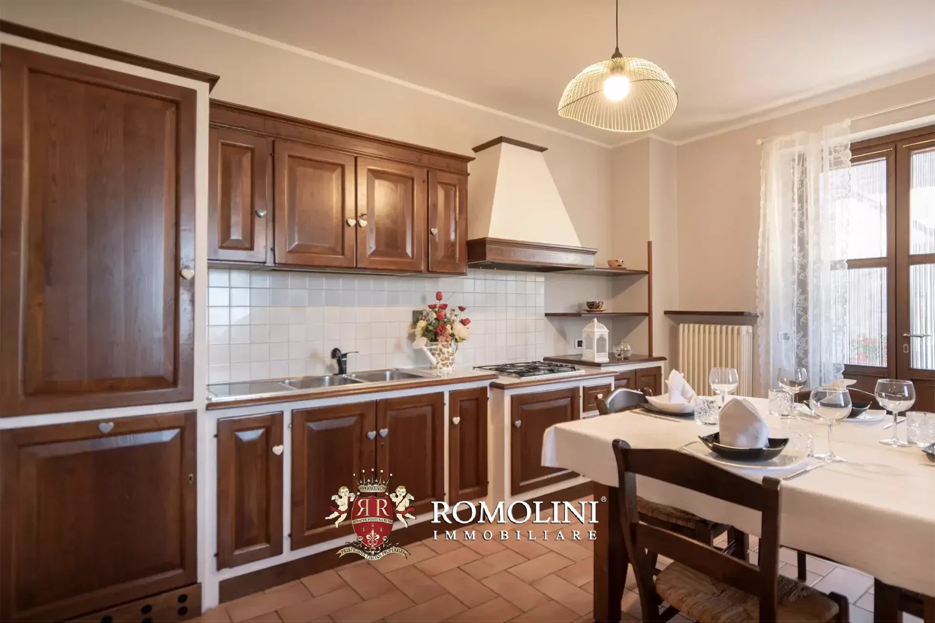 9 Bedroom Villa/Townhouse's Image 14