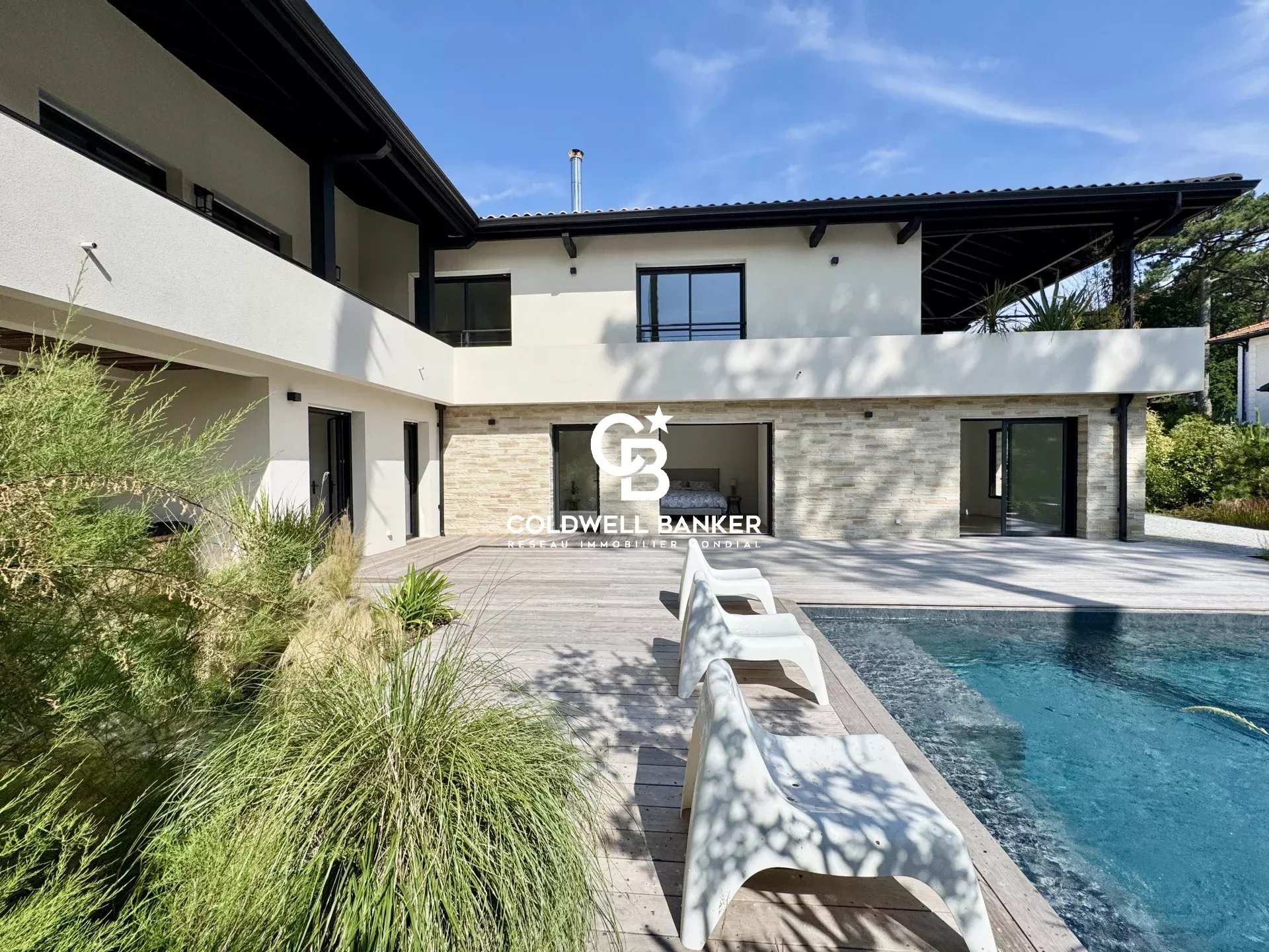 Agence immobilière de Silver Coast Int. Realty