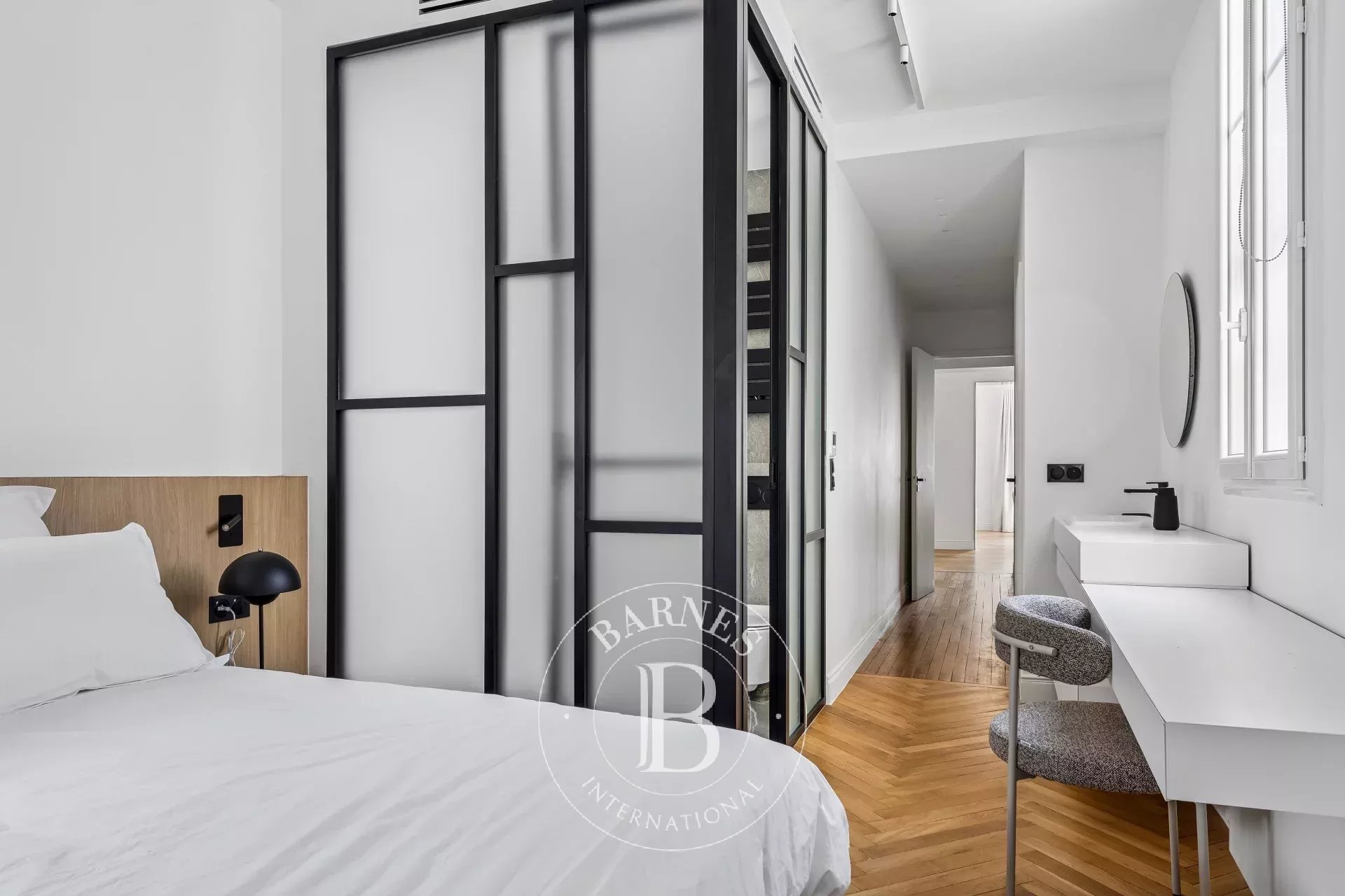 Paris  - Apartment 3 Bedrooms - picture 11