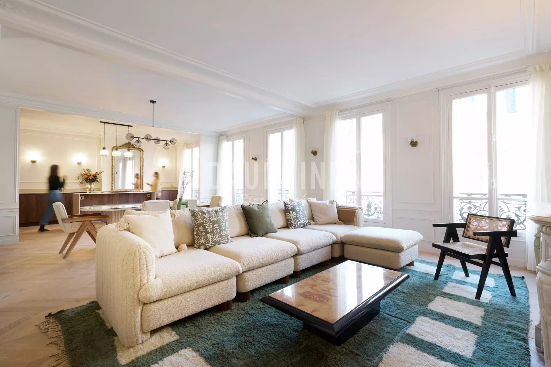 Agence immobilière de 