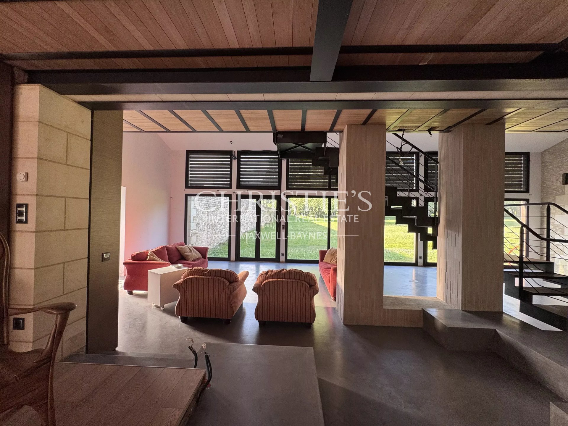 9 Bedroom Villa/Townhouse's Image 21
