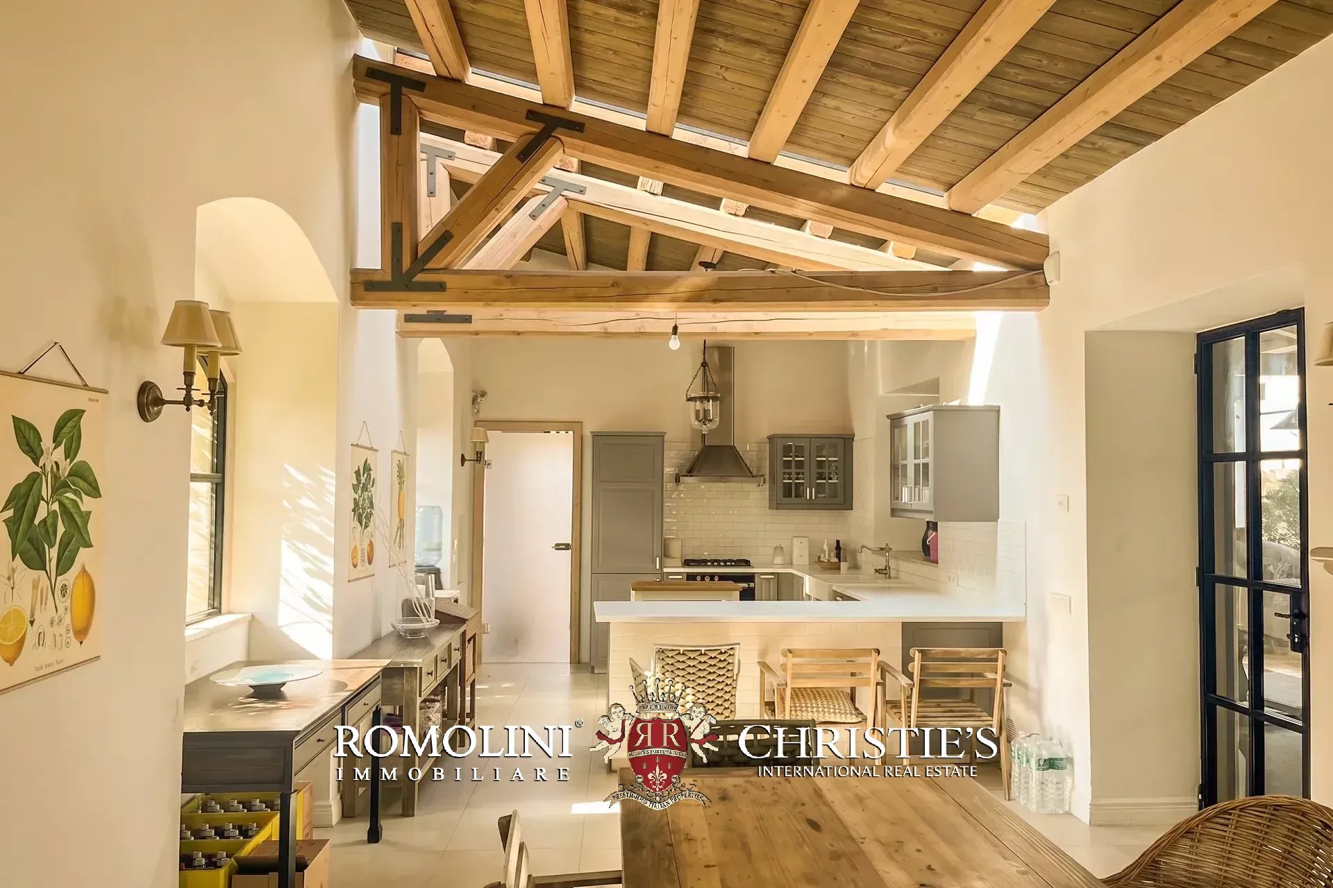 5 Bedroom Vineyard's Image 23