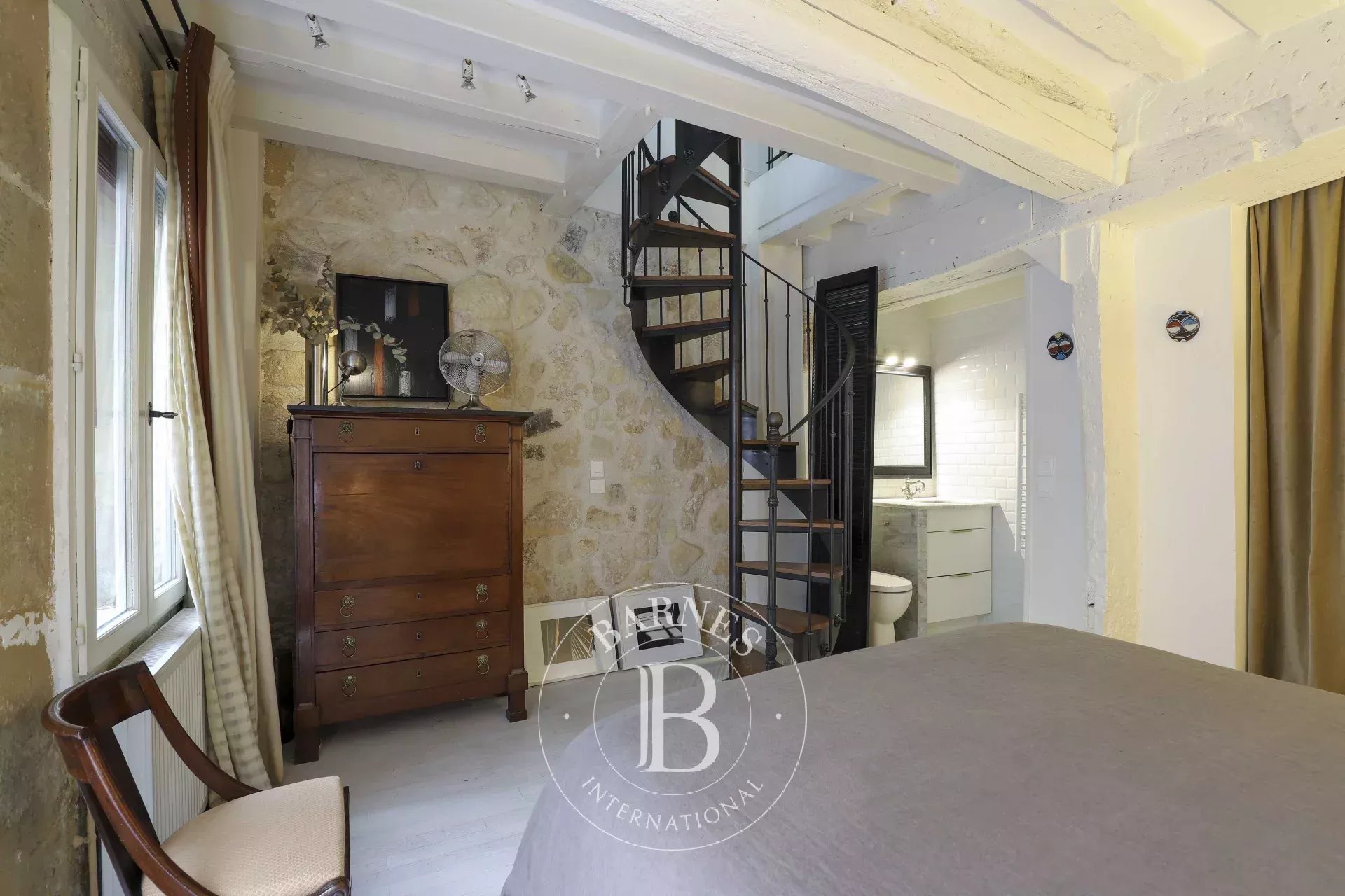 Daire Paris 3ème - picture 7