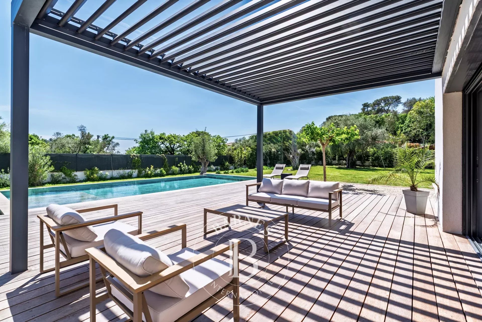 Villa Roquefort-les-Pins  -  ref 86089501 (picture 1)