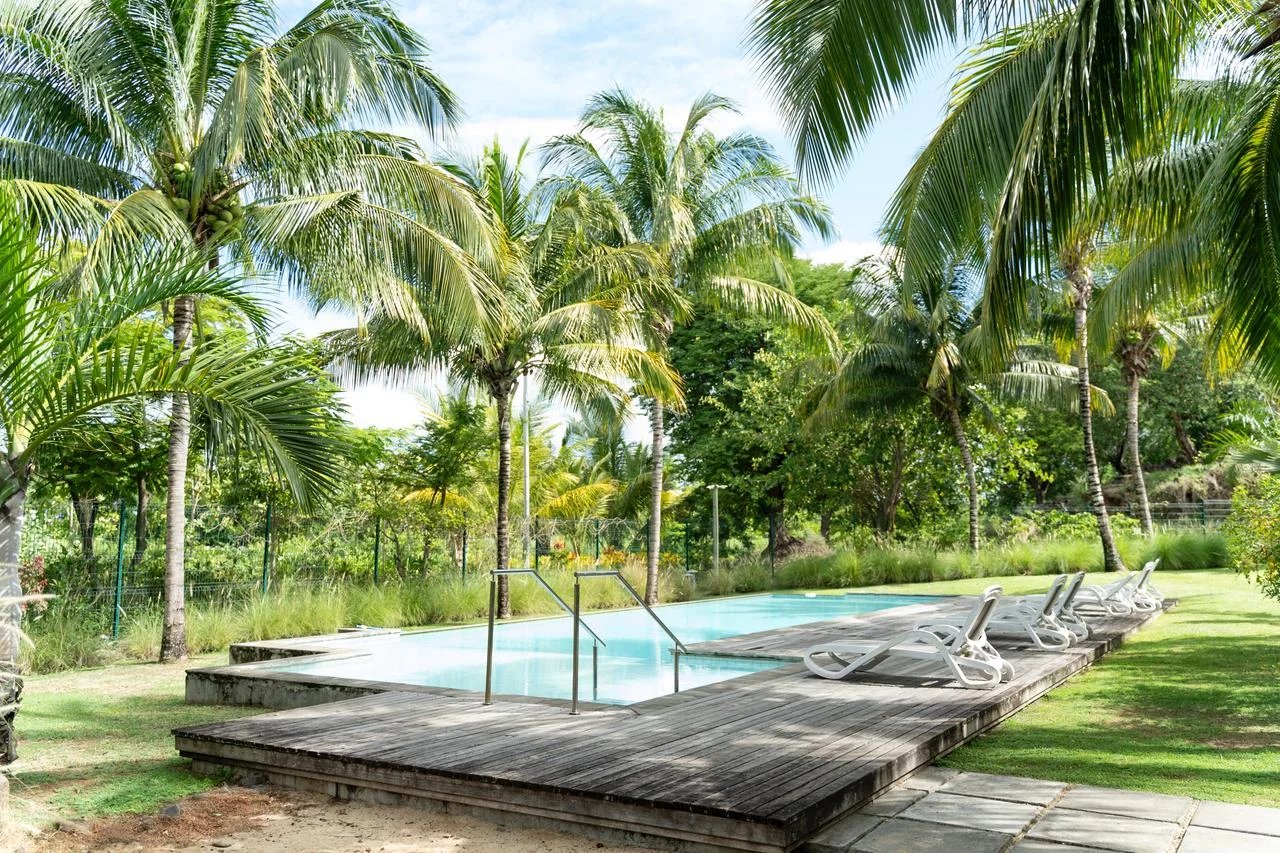 TAMARIN – Beautiful Ground Floor Apartment – 3 Bedrooms