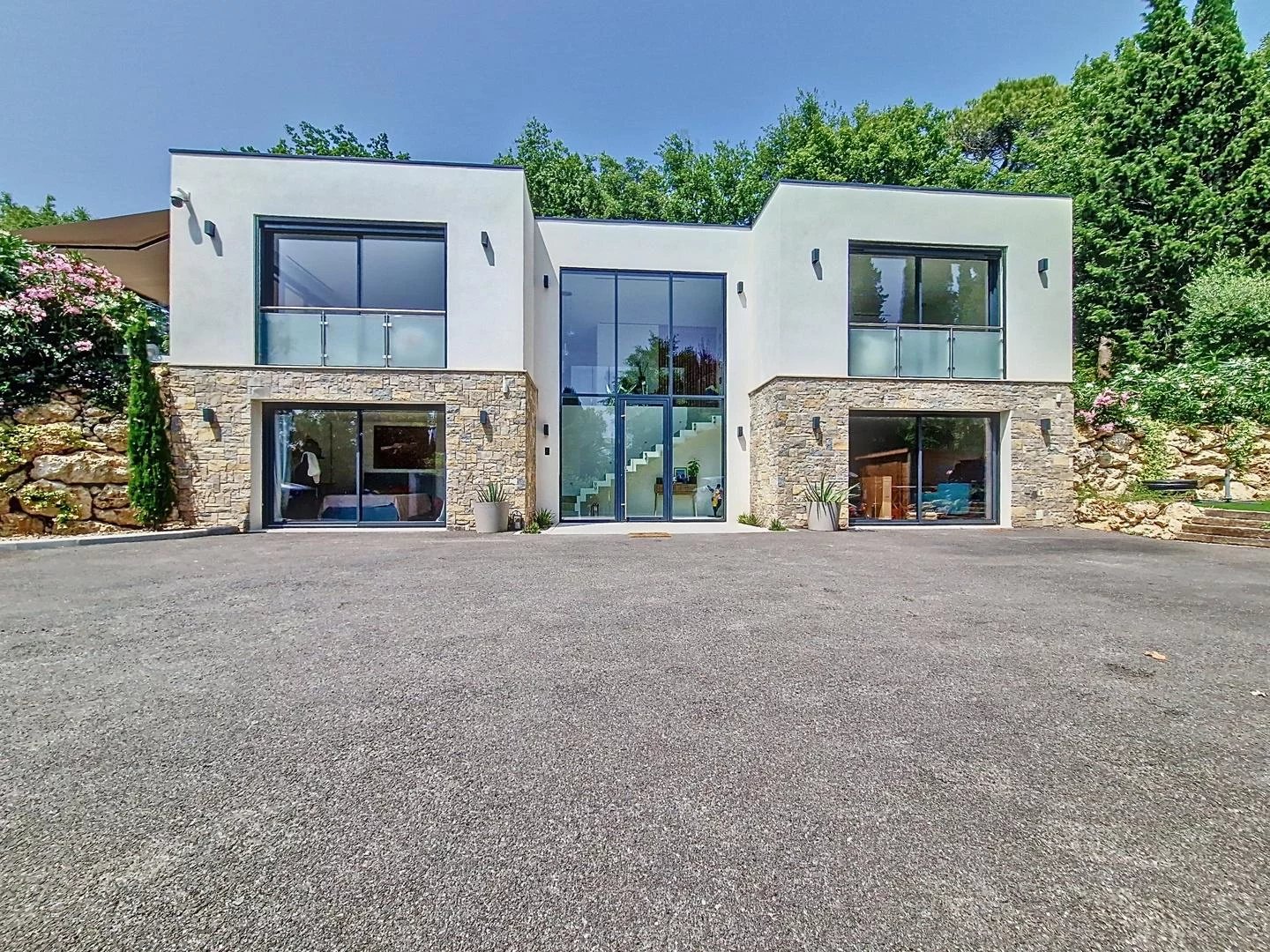 Sale House Châteauneuf-Grasse