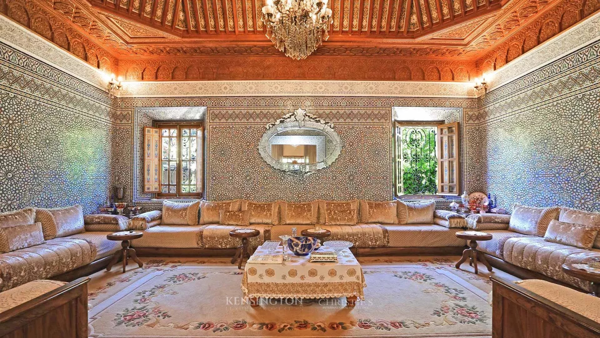 5 Bedroom Villa/Townhouse's Image 3