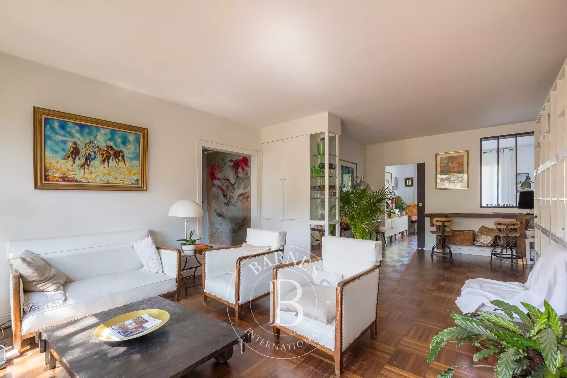 Neuilly-Argenson - 3-bed apartment - Balconies - Unobstructed verdant views