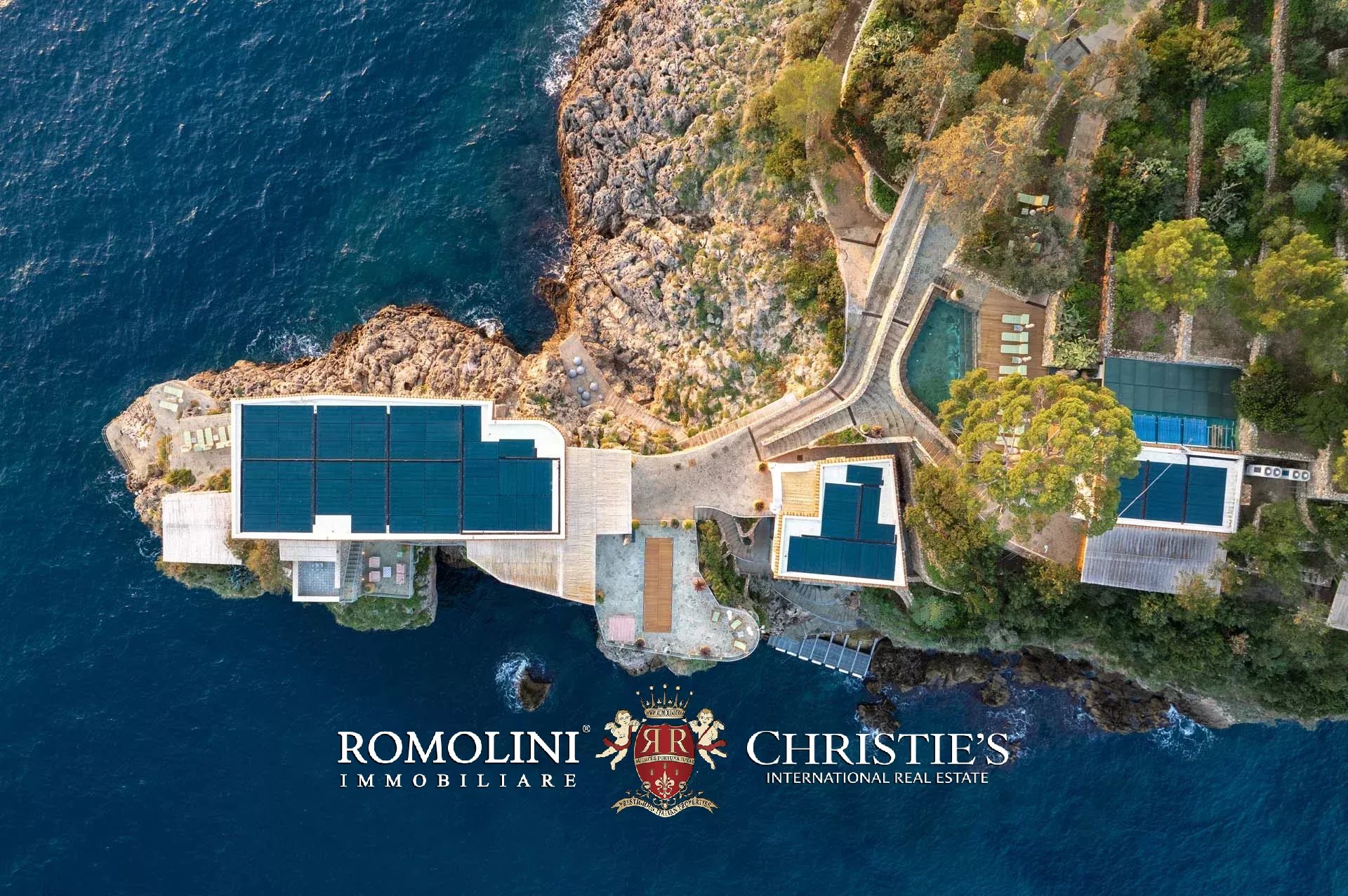8 Bedroom Villa/Townhouse's Image 39