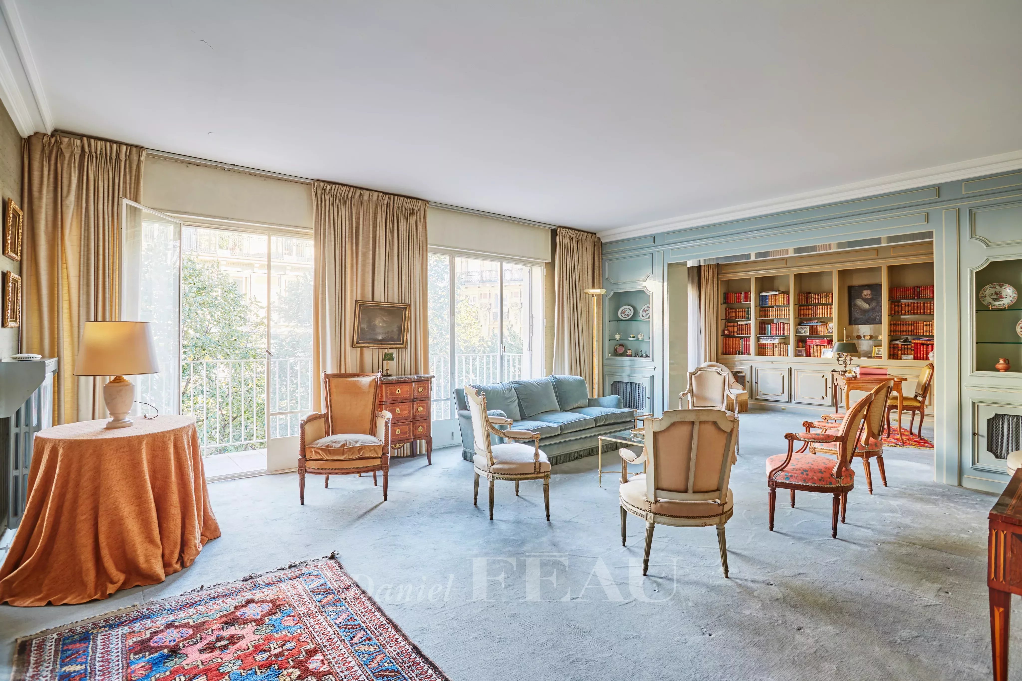 Sale Apartment Paris 16th