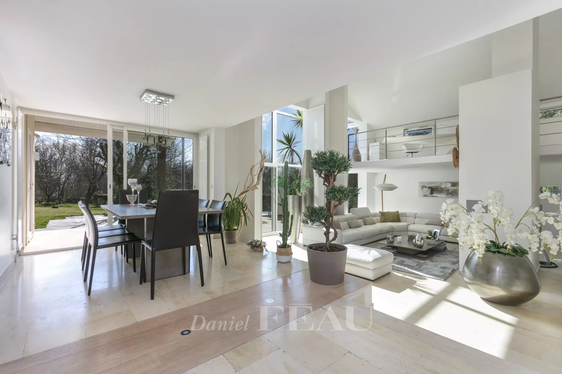4 Bedroom Villa/Townhouse's Image 5