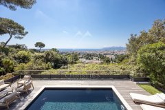 Joint agent - Cannes Californie – Contemporary Villa with Panoramic Sea View — photo 3 of 7